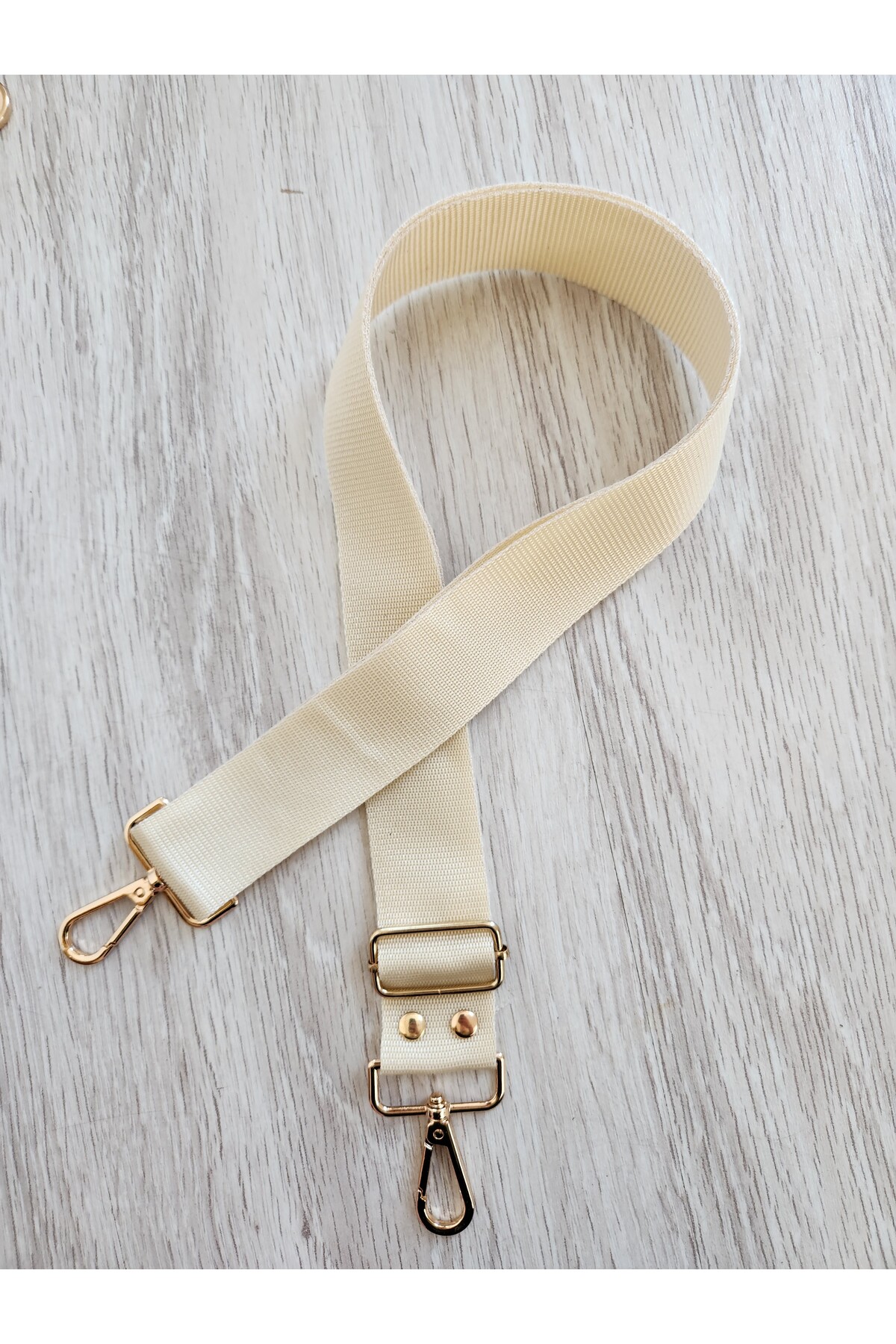 POLYESTER COLUMN BAG HANGER (4 CM EN)