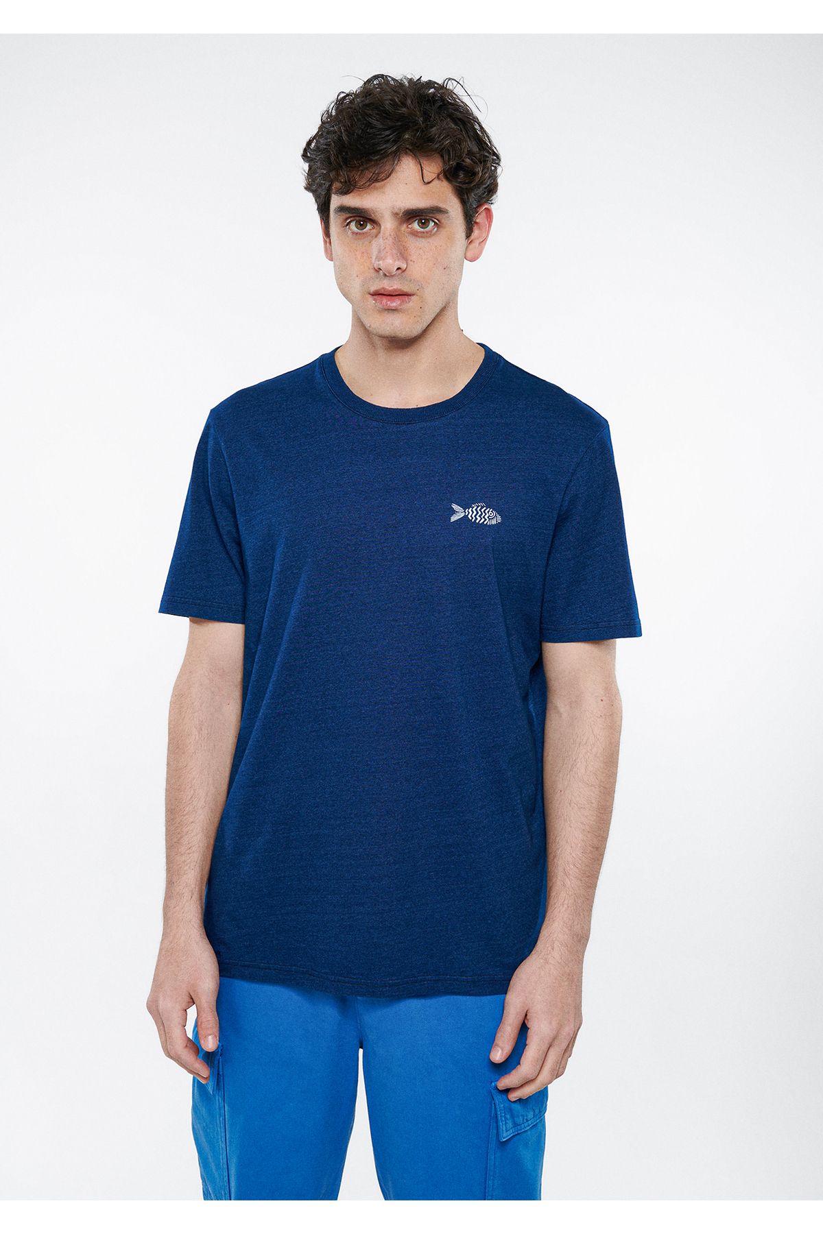 Mavi تی شرت آبی چاپ شده به صورت معمولی مناسب / برش 0611547-18790