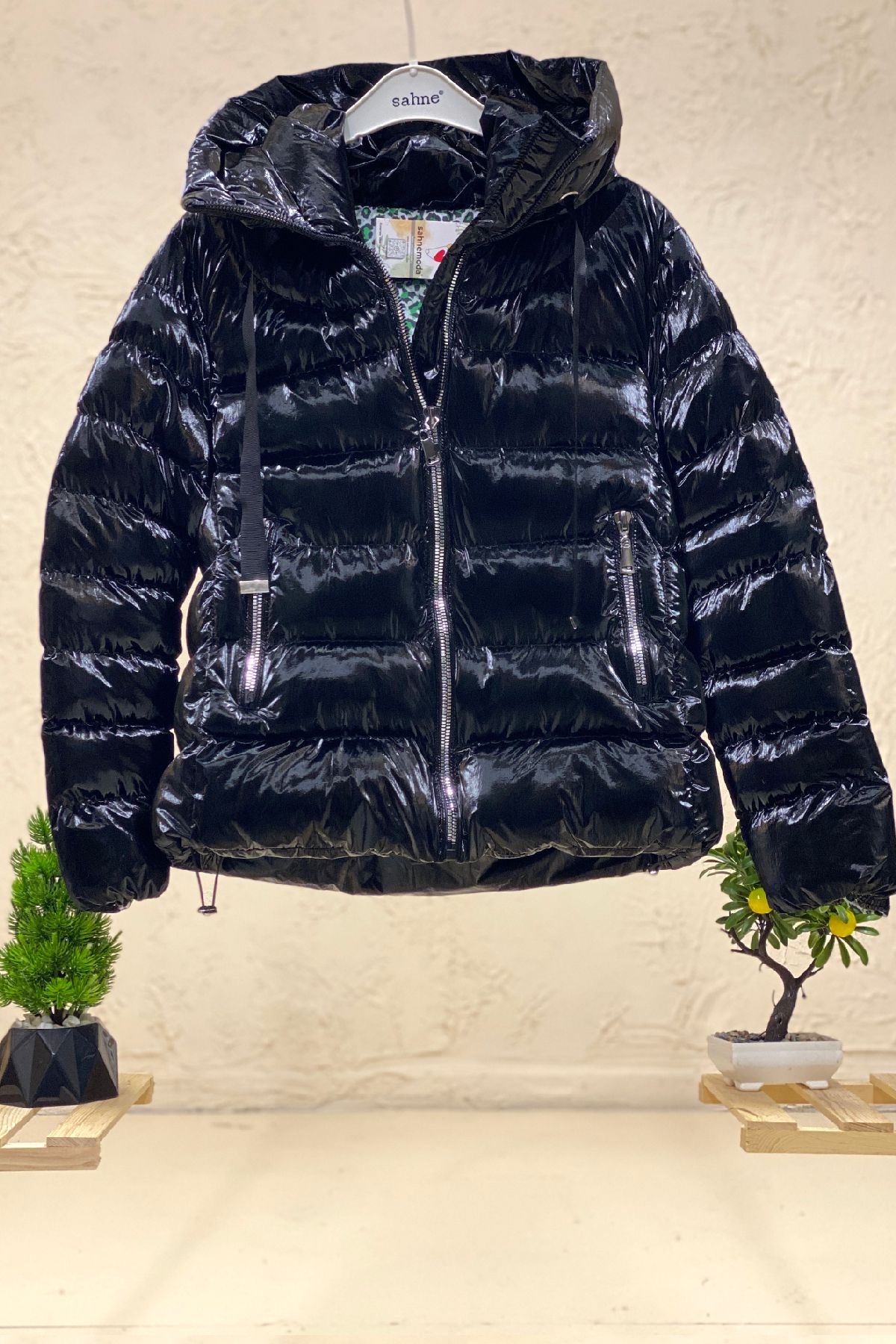 Hooded Shiny Puffer Coat