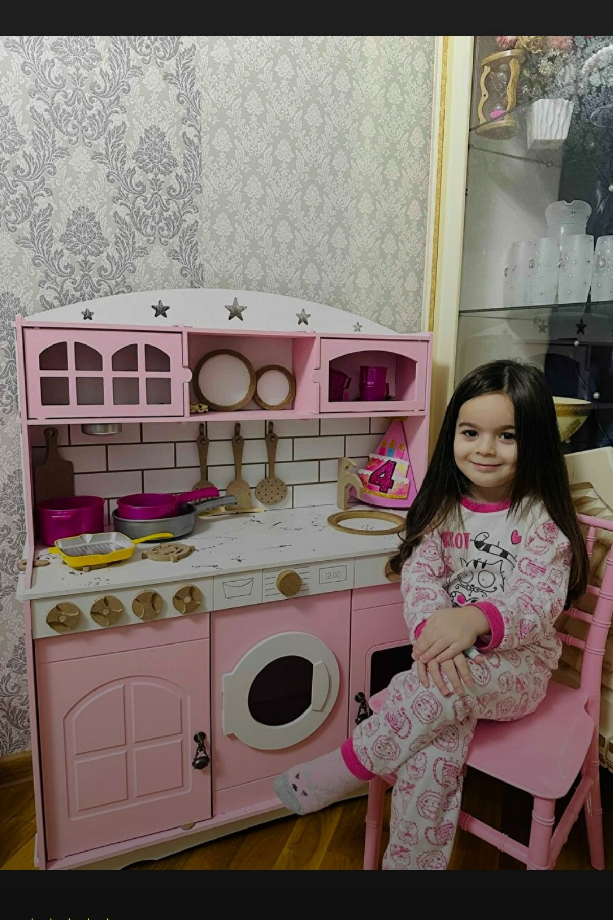 Hedef Ahşap Pembe Boyalı Ahşap Mutfak 7 Parça Servis Seti Ve 2 Adet Led Aydınlatma Hediyeli fotoğrafı 3 (önizleme)