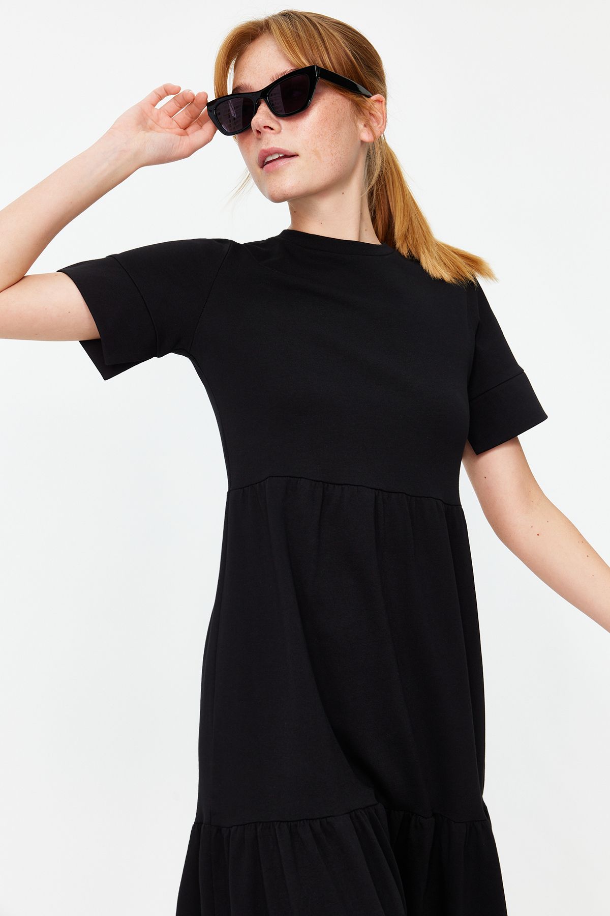 Trendyol Collection-Schwarzes gerafftes Kurzarm-Maxikleid aus Strick TWOSS24EL00132 4