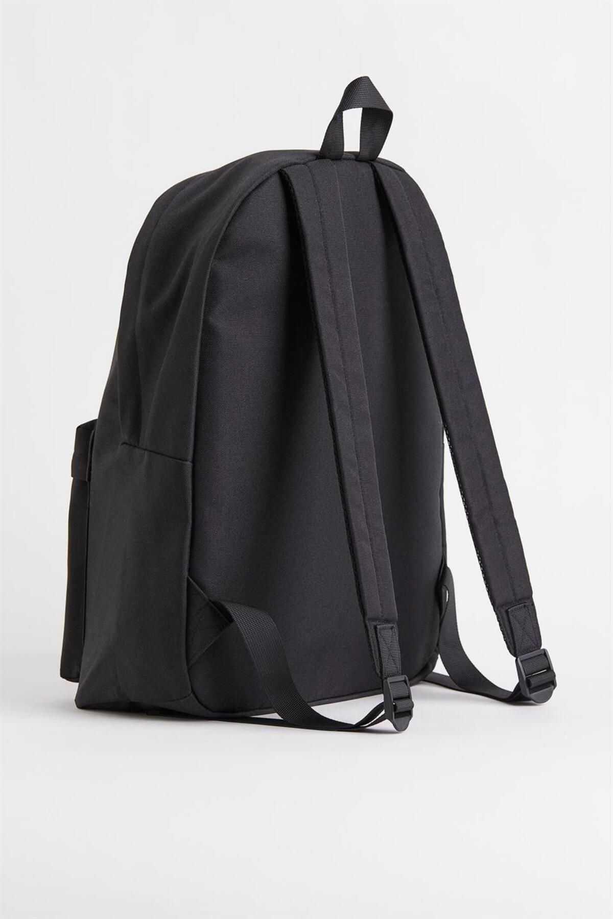 Touz-Hello Kanye Be Fearless Printed Unisex Backpack 4