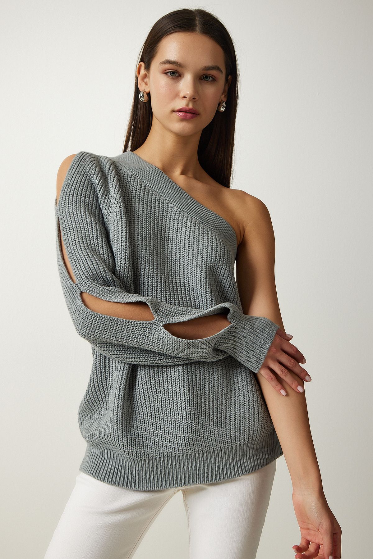 Sweater hot sale single stone