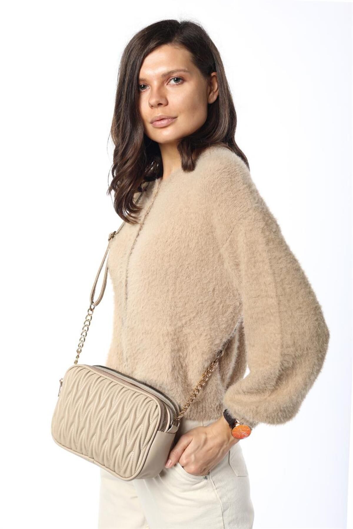 Cream quilted outlet crossbody bag