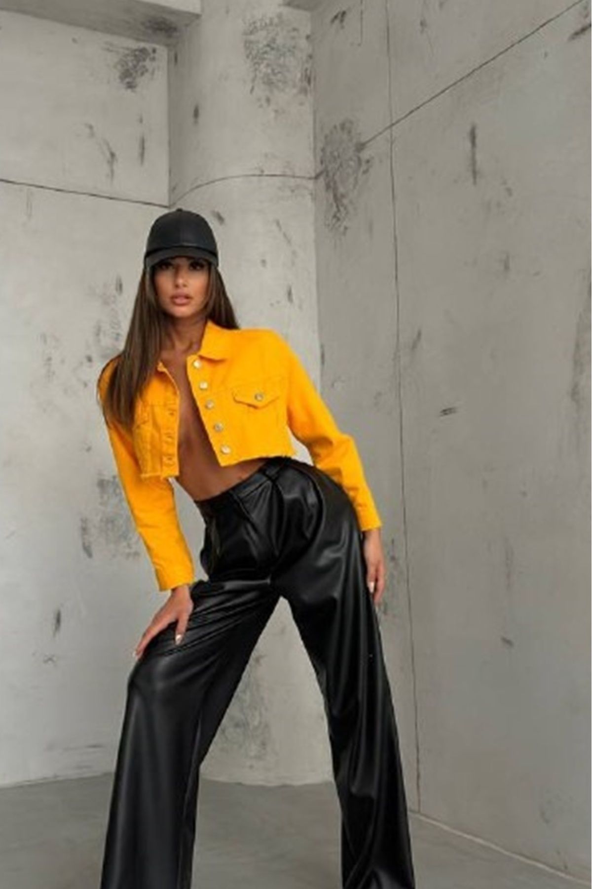 complete the look image