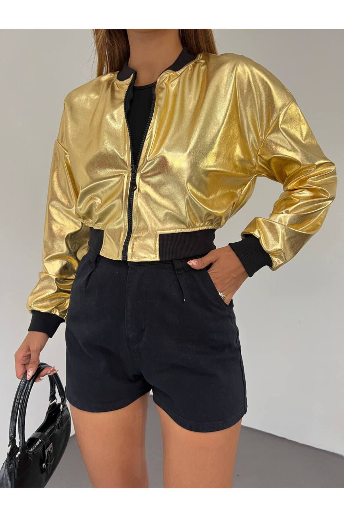 Short bomber jacket discount