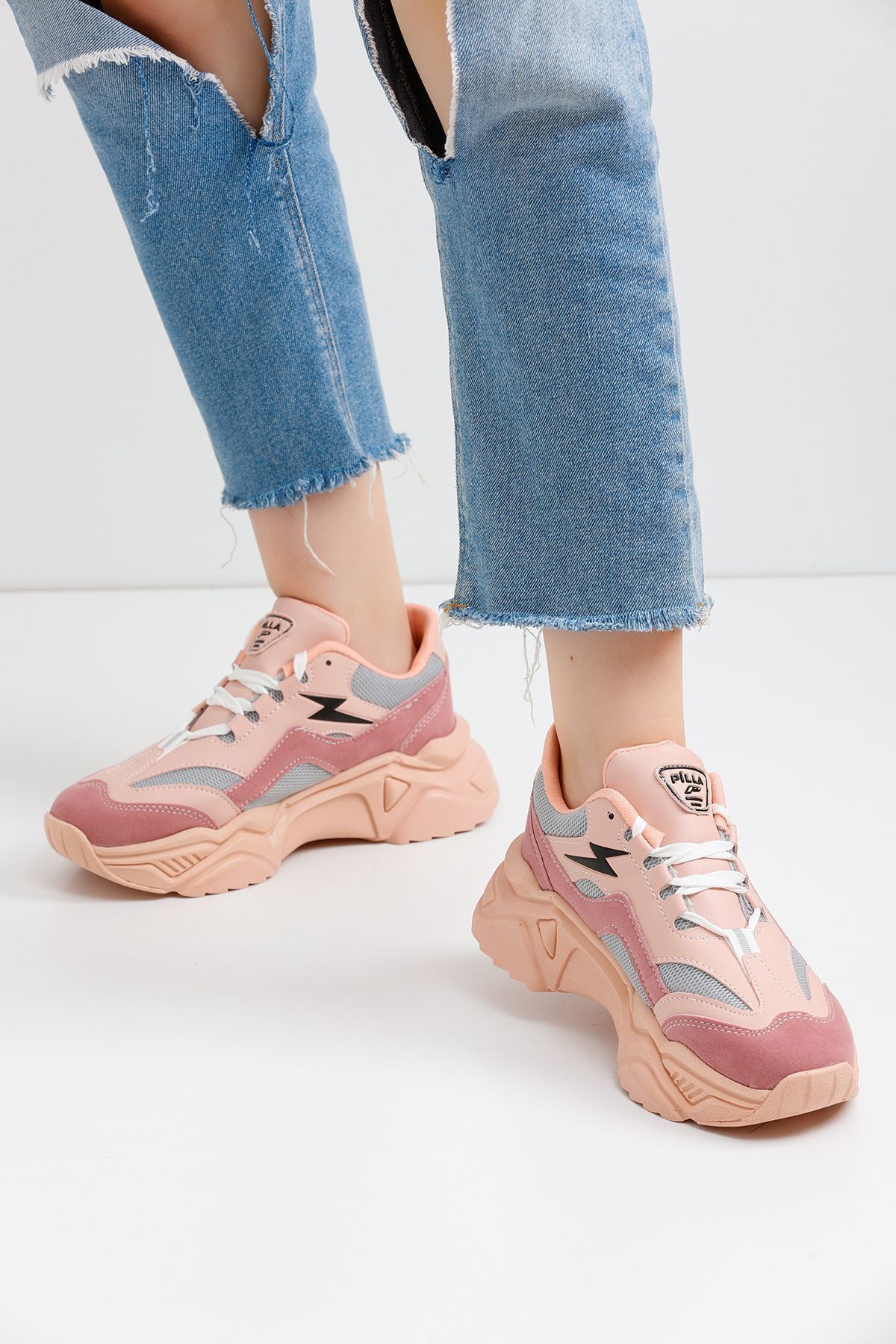 Soft flexible womens shoes 2025