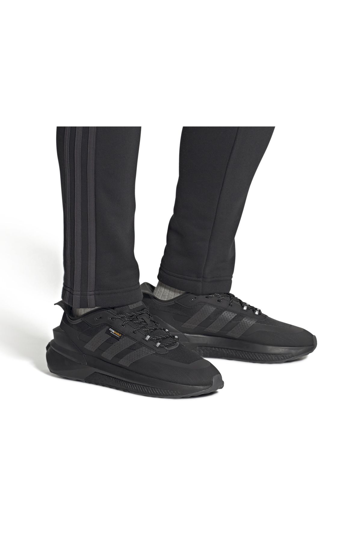 کفش راحتی مردانه Avryn IG2372 مشکی adidas
