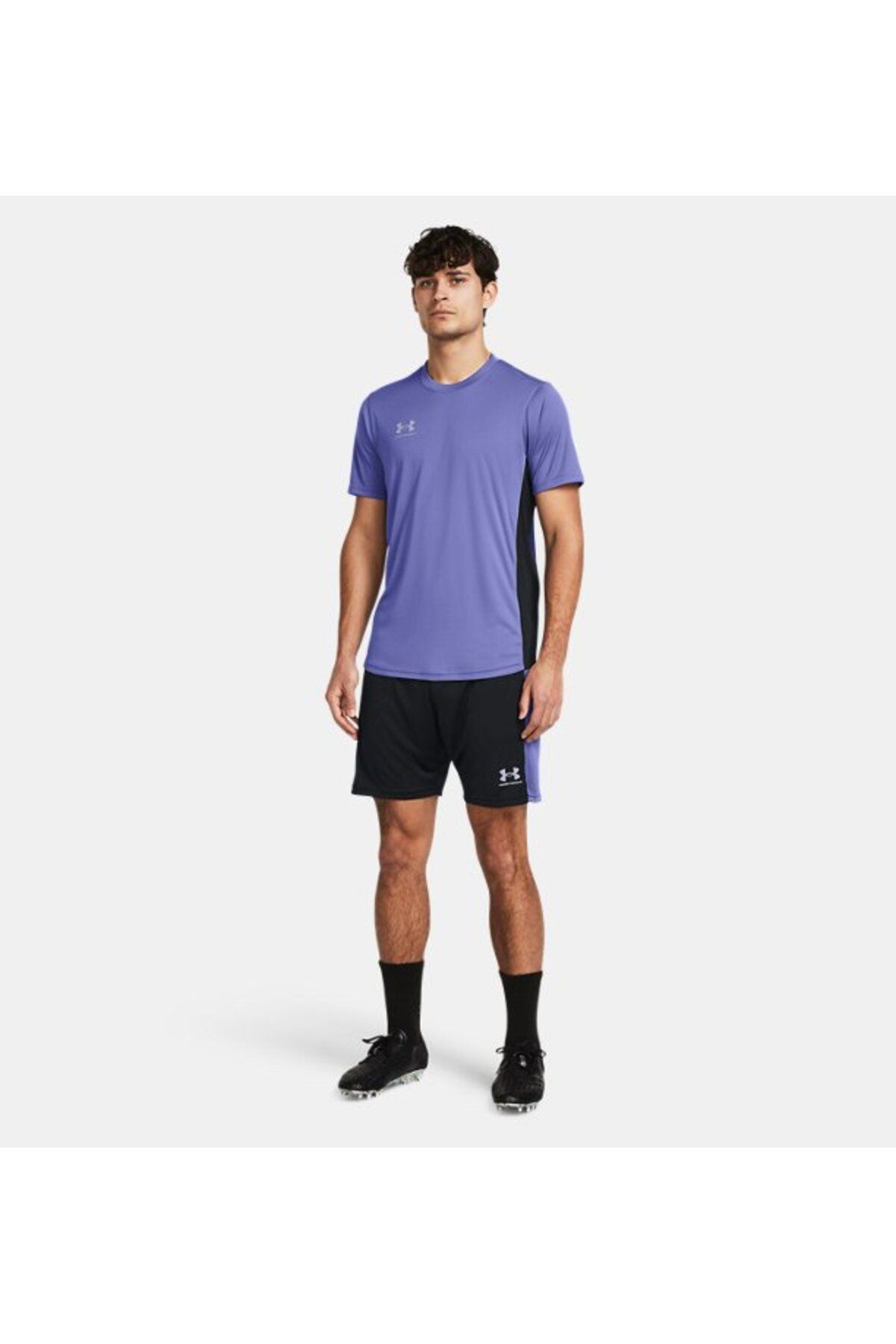 شورت ورزشی مشکی مردانه های بافندگی رقیب در UA 1379507 004 Under Armour