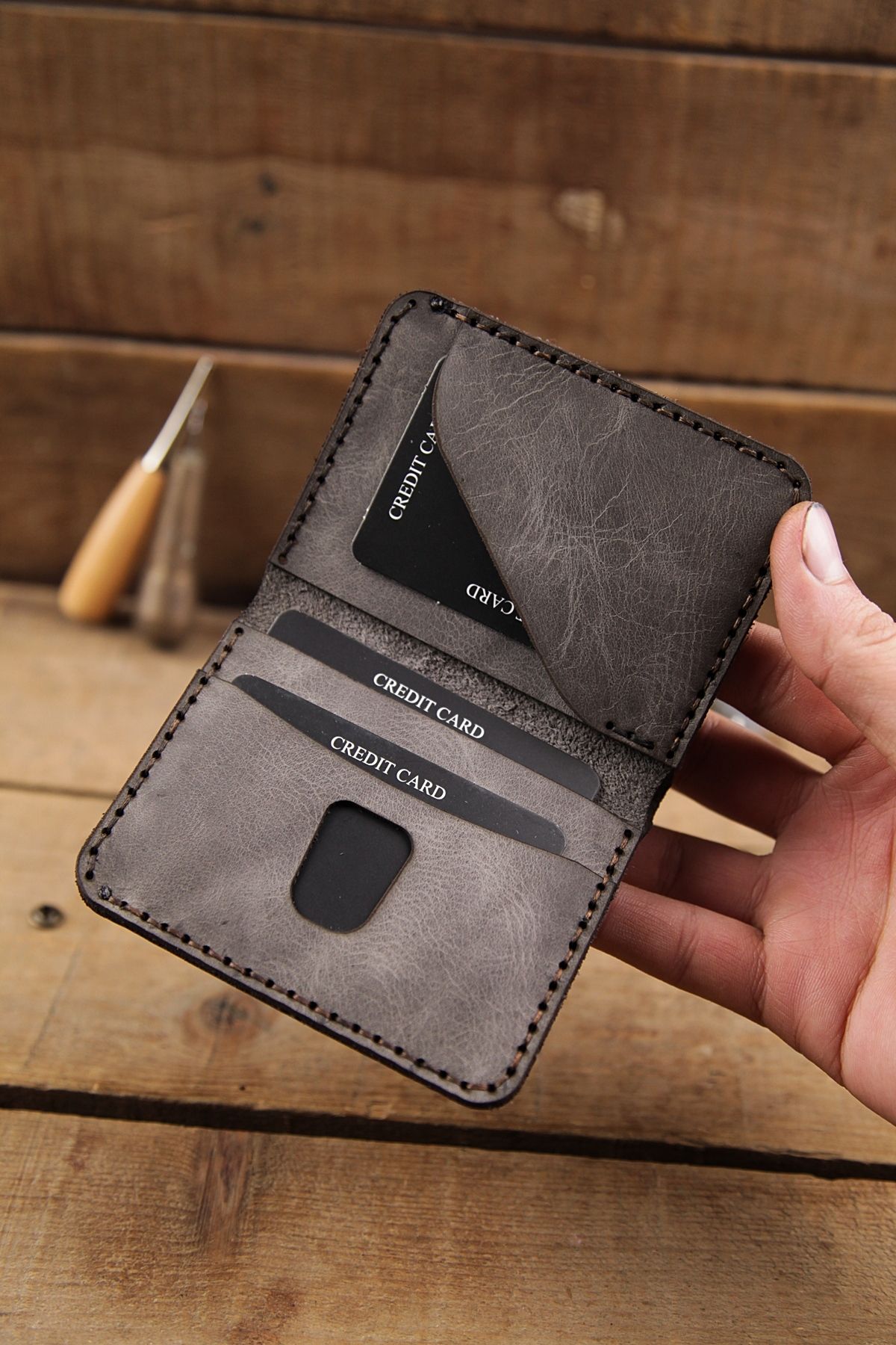 کیف پول مردانه دست ساز اصلی چرم New Coast Leather 1900's