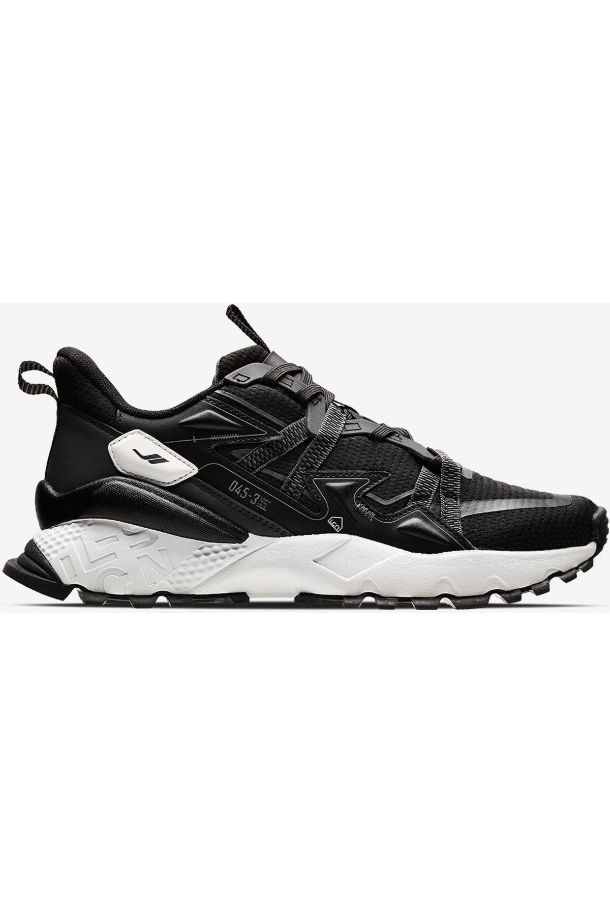 Trail Mercury 4 Sports Shoes Men Black_White 24BAE00MER4M-163 Lescon