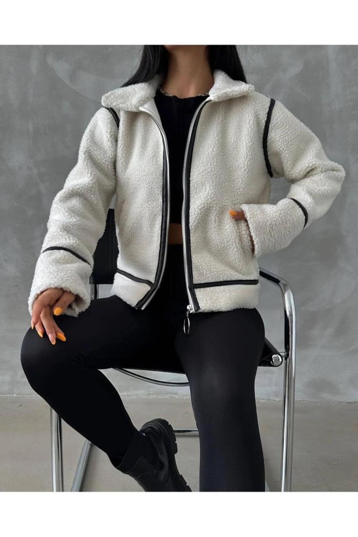 Women's Beige Premium Design Zippered Plush Coat