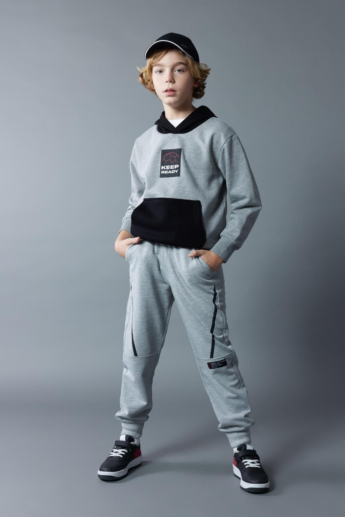 Fit boys in grey joggers online