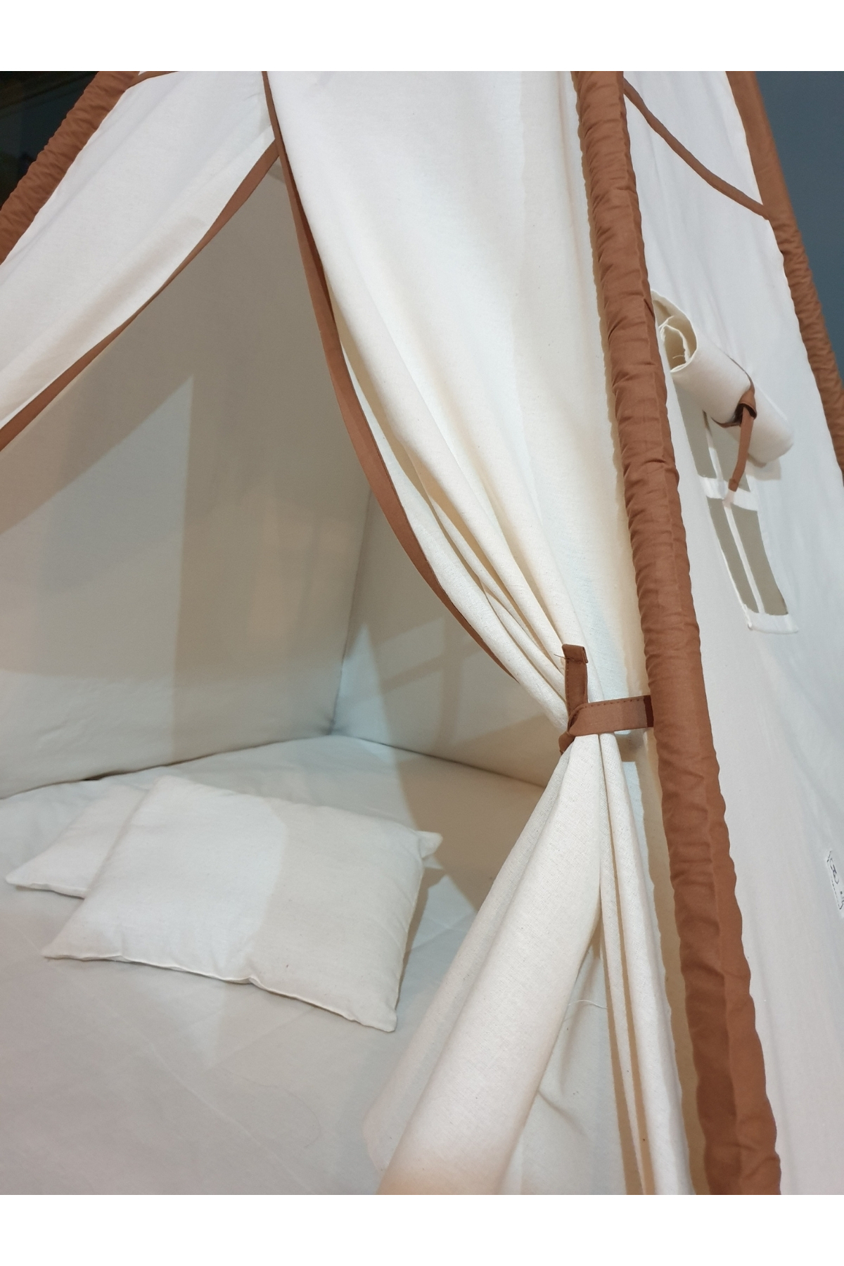 YHH Kids GrandeTent XL Çocuk Oyun Çadırı LED Işıklı Kızıldereli Çadırı Oyun Evi Minder ve Yastıklı fotoğrafı 3 (önizleme)