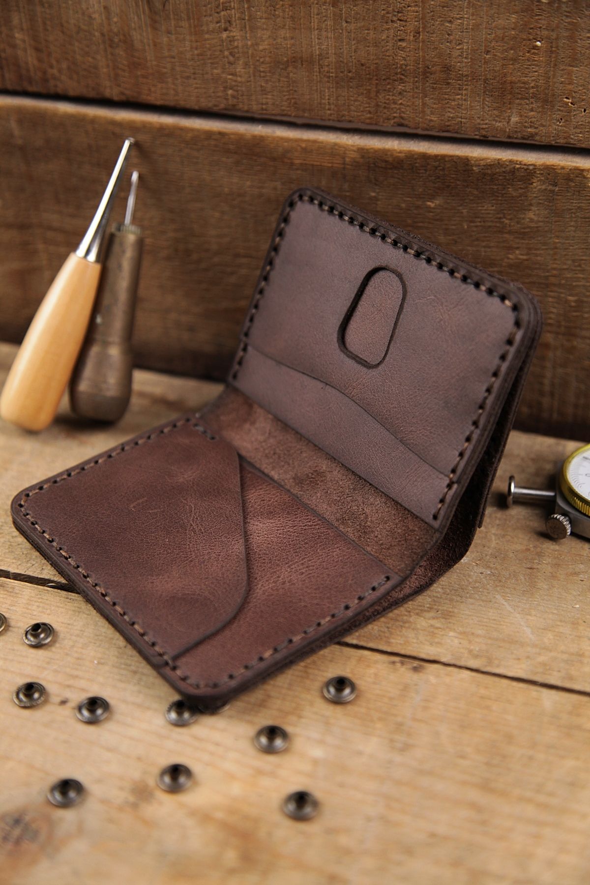 کیف پول مردانه دست ساز اصلی چرم New Coast Leather 1900's