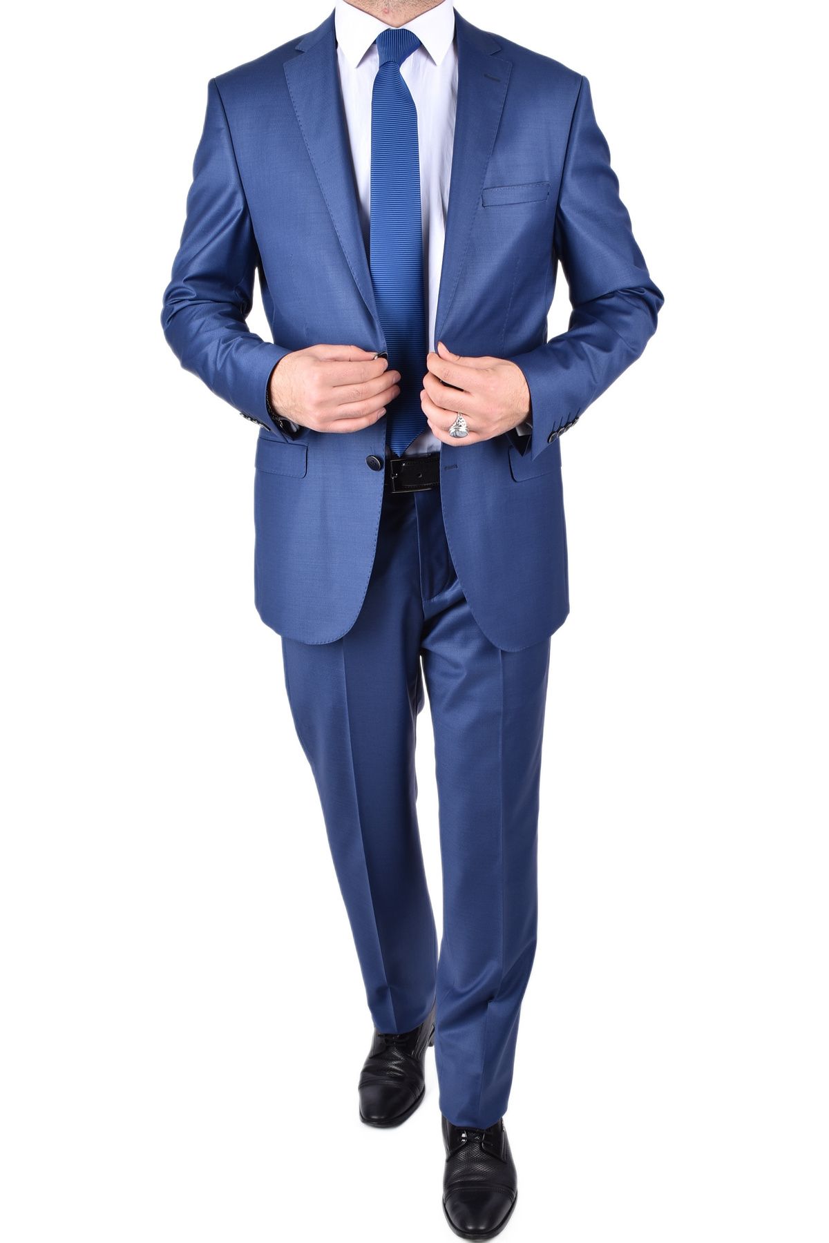 https://cdn.dsmcdn.com/ty1128/product/media/images/prod/SPM/PIM/20240111/12/6f579291-b29c-34a2-b260-e26788f978d6/1_org_zoom.jpg