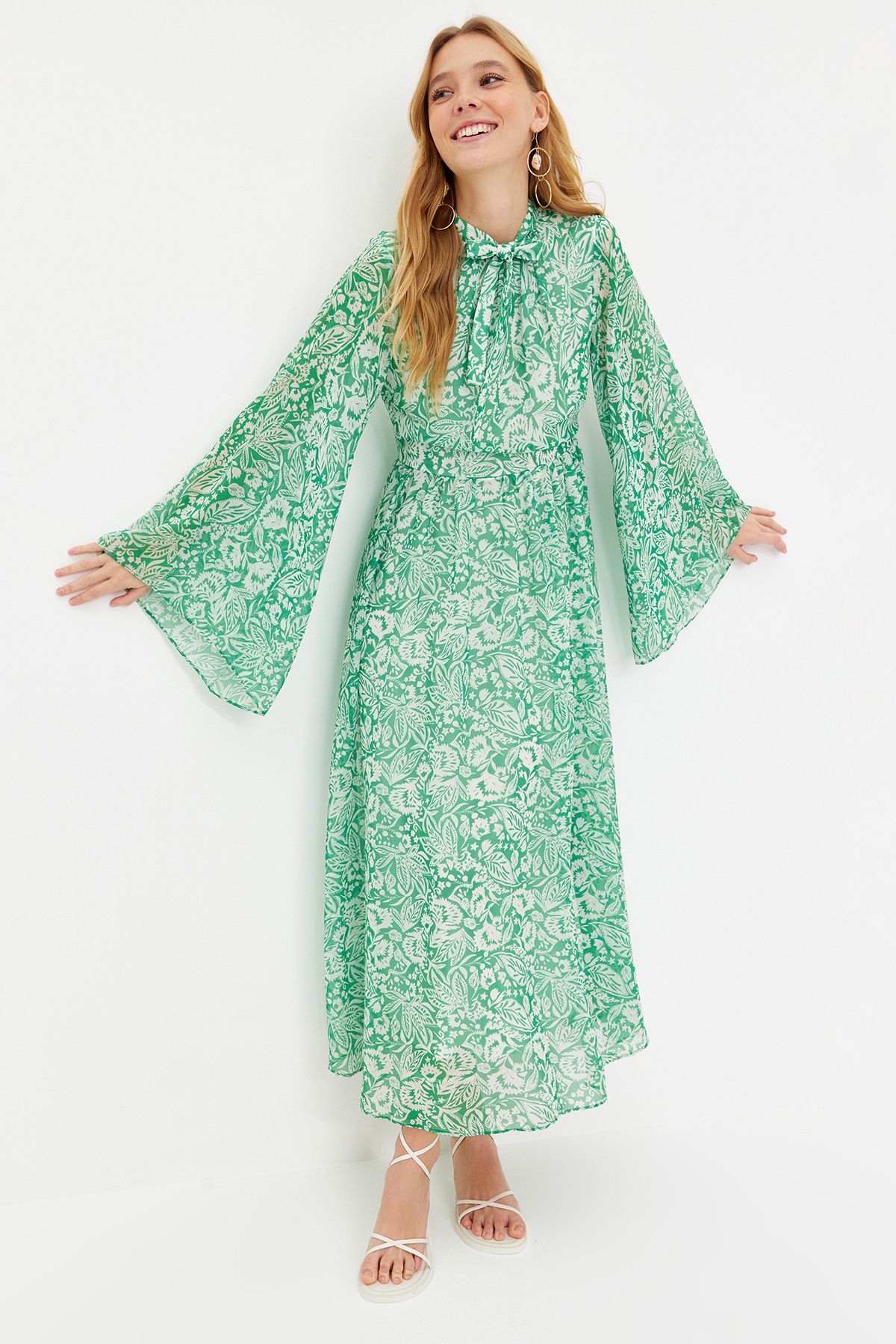 Trendyol Modest Zielona Suknia Wieczorowa Z Szyfonu W Kwiaty I Podszewką Kobieta - 36