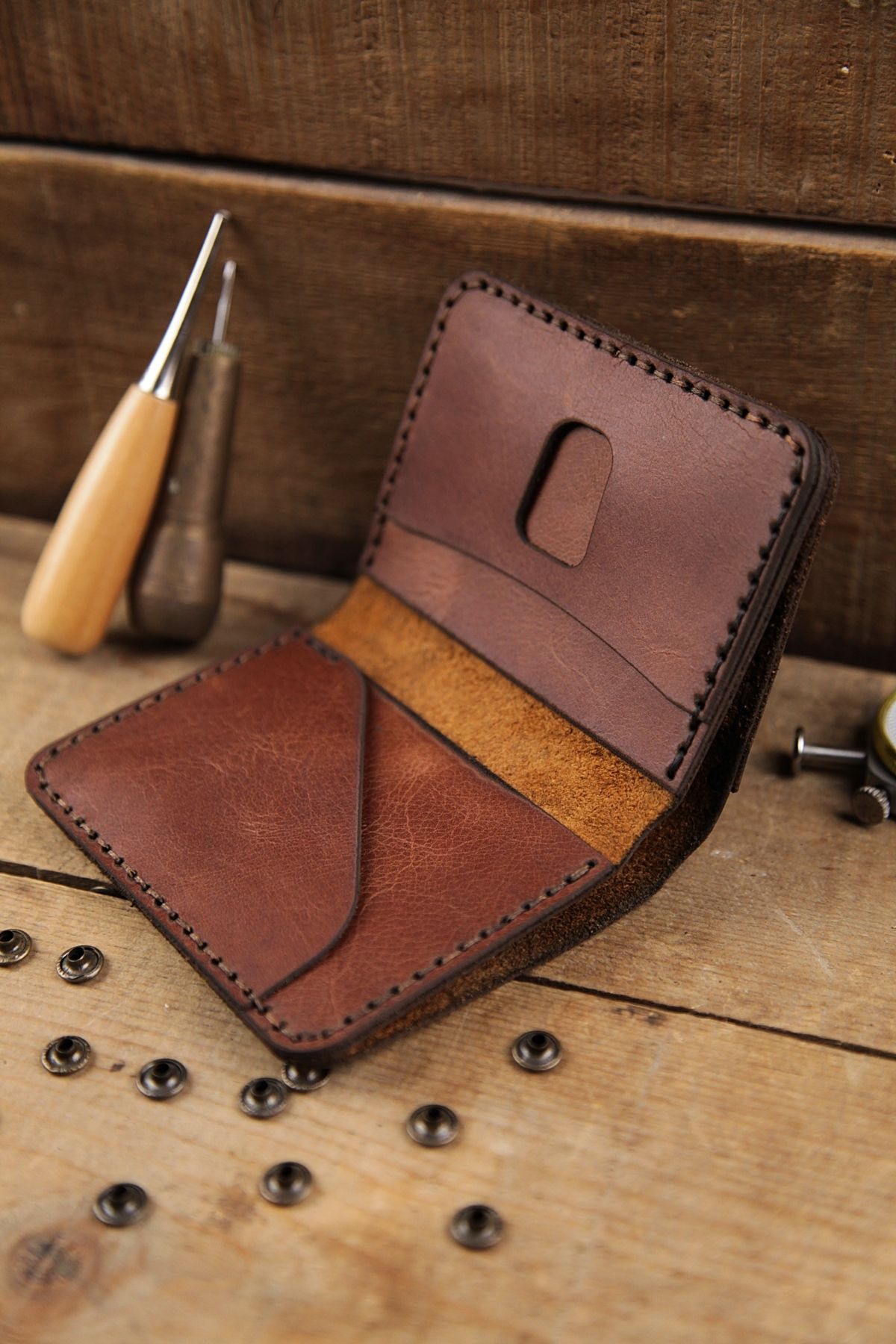 New Coast Leather 1900's-محفظة رجالية - جلد طبيعي، صناعة يدوية 3