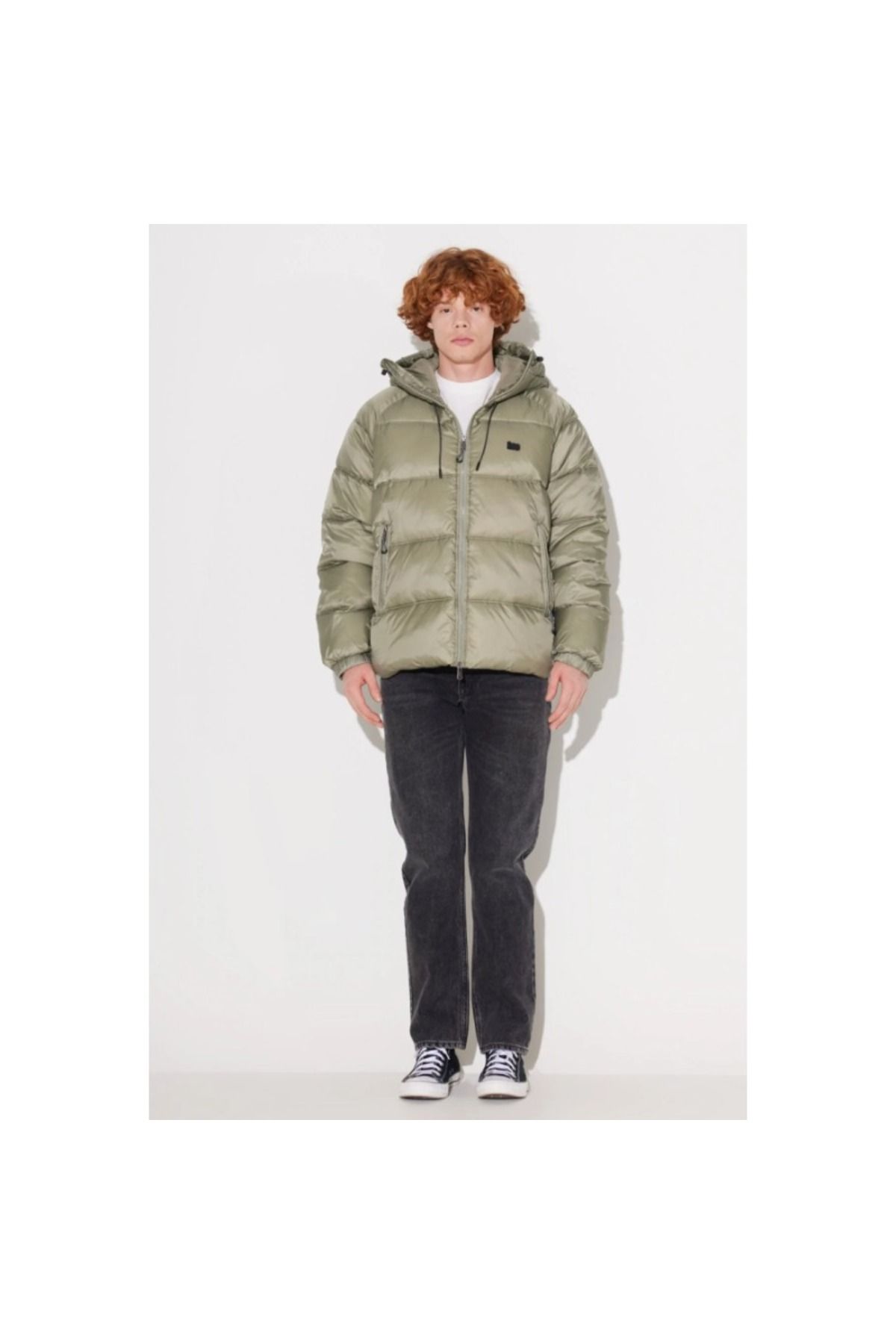 complete the look image