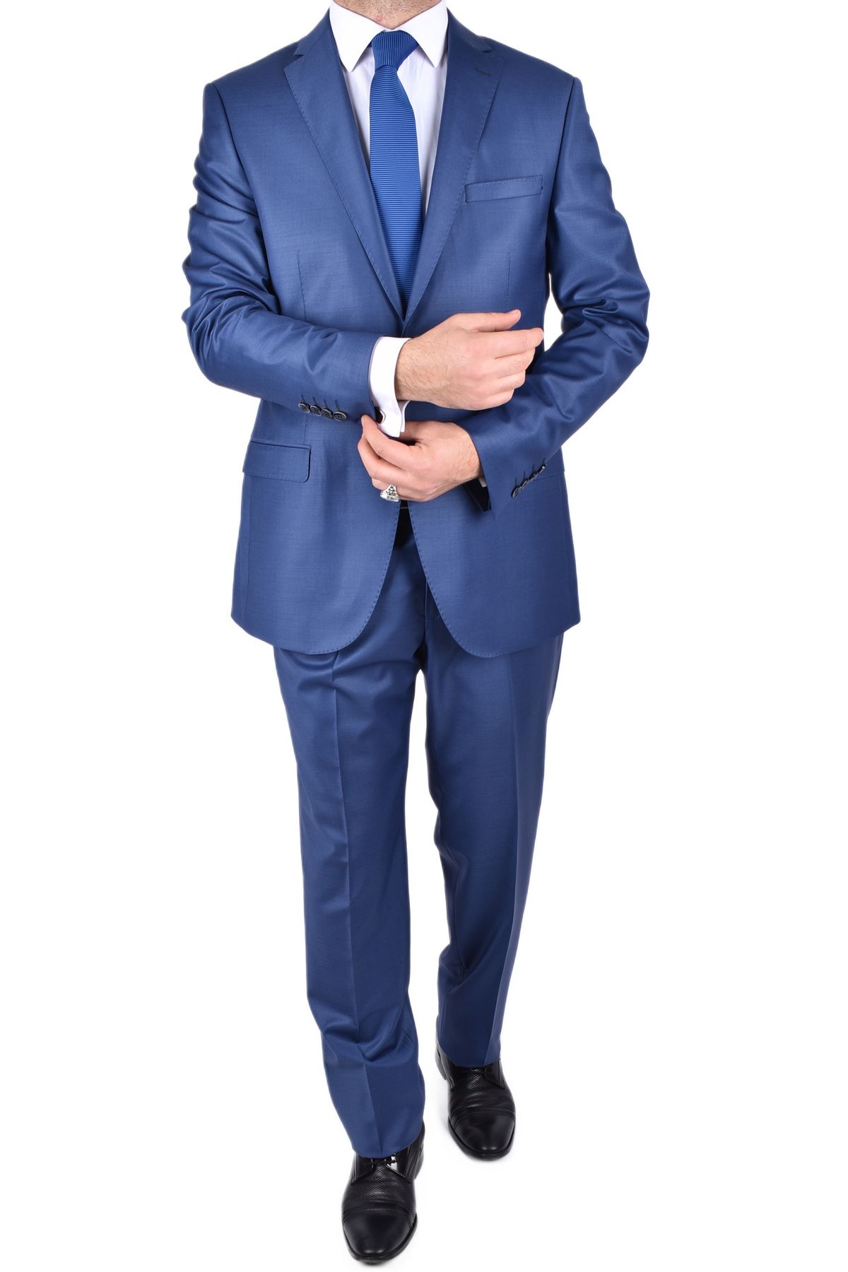 https://cdn.dsmcdn.com/ty1129/product/media/images/prod/SPM/PIM/20240111/12/93f1c71e-0042-35f4-8f2a-765d76521593/1_org_zoom.jpg