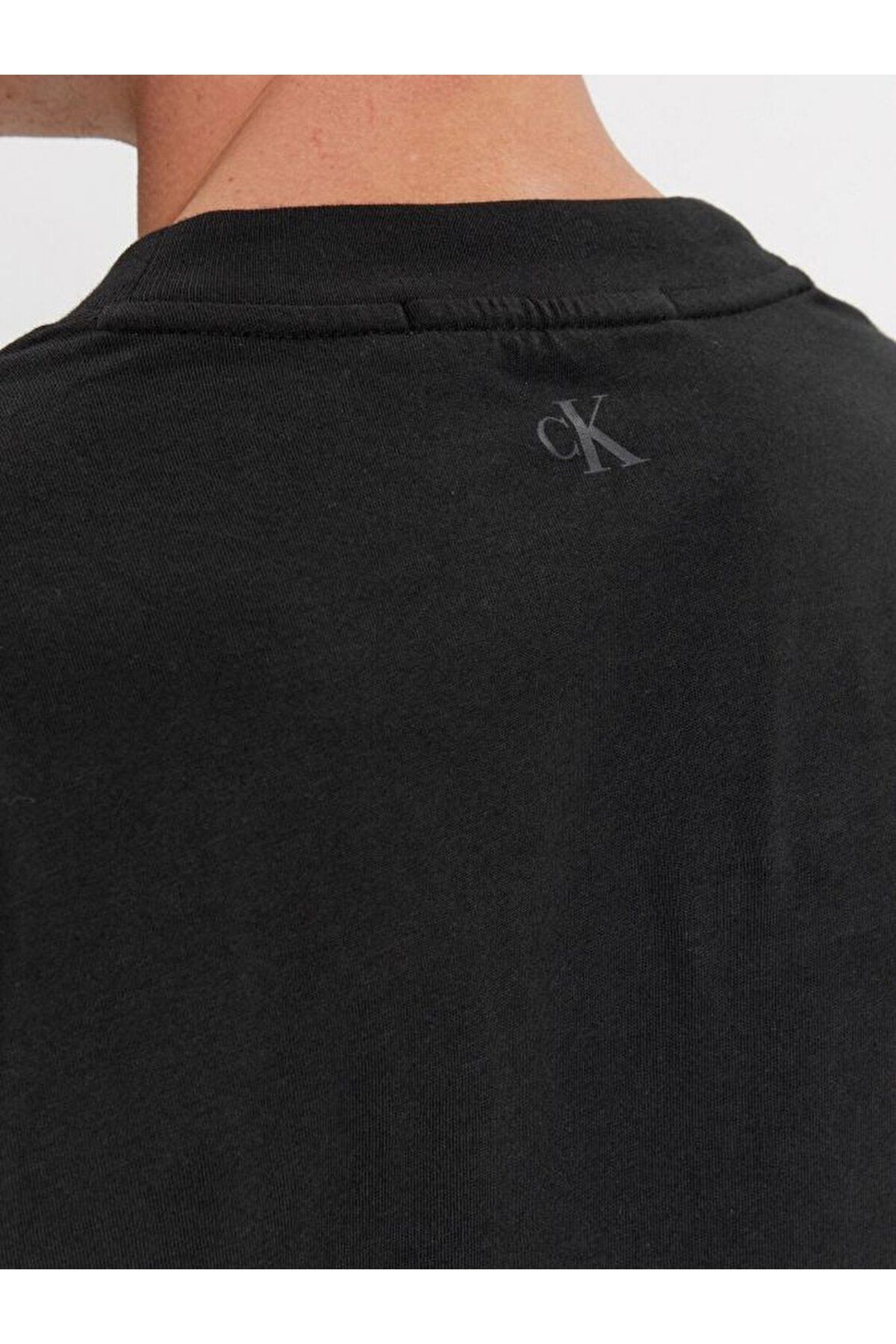تی شرت مشکی مردانه پنبه آرم مارک روزانه از سیاه J30J324668 BEH استفاده کنید Calvin Klein