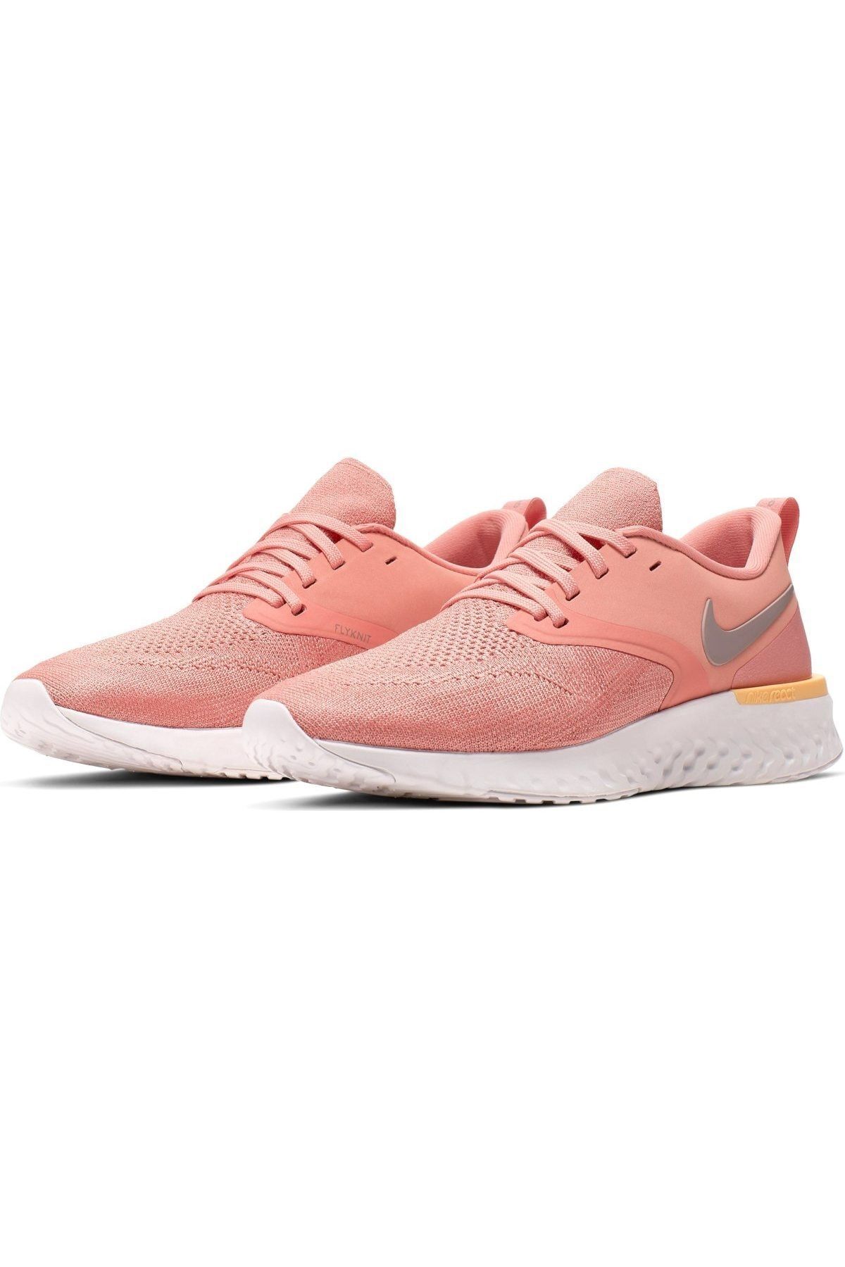 Nike Kadın Odyssey React 2 Flyknit Ayakkabı