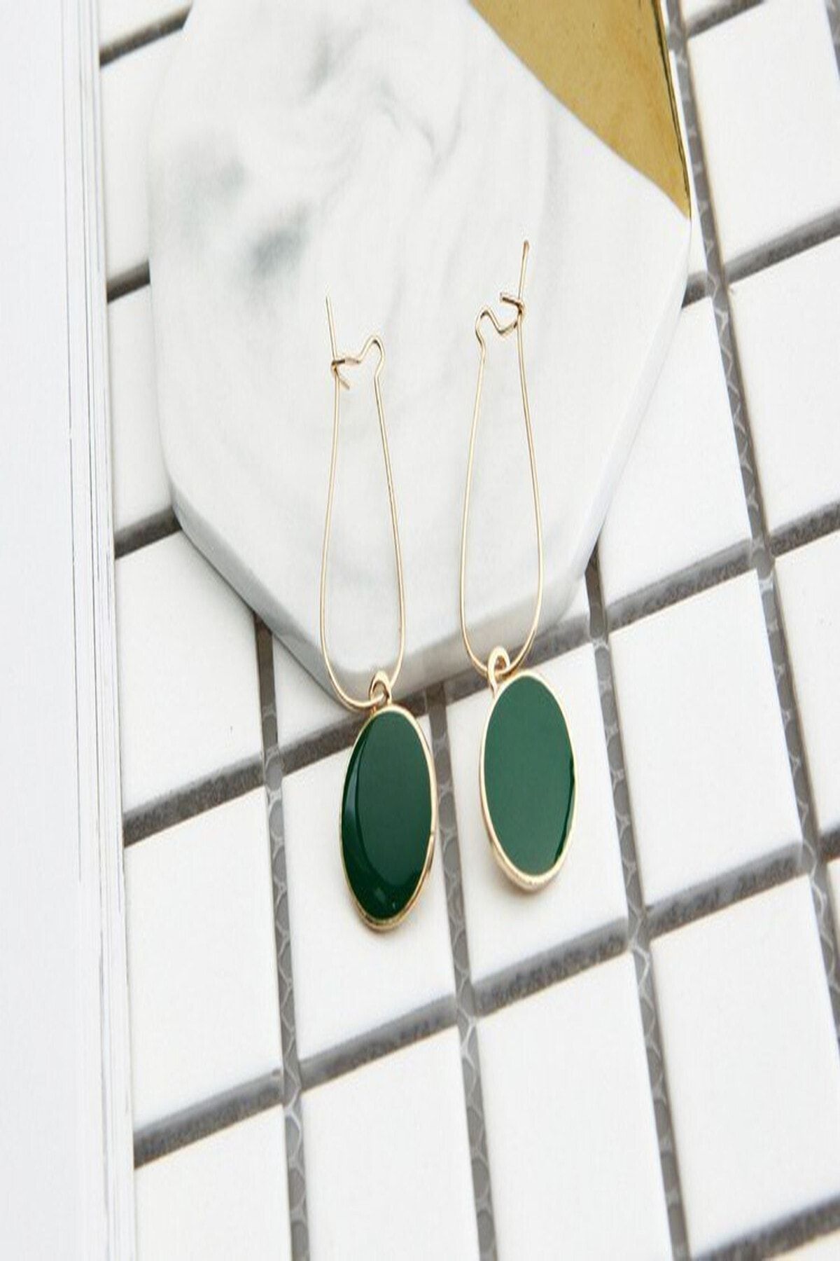 Lilith-Green Pendant Earrings 6