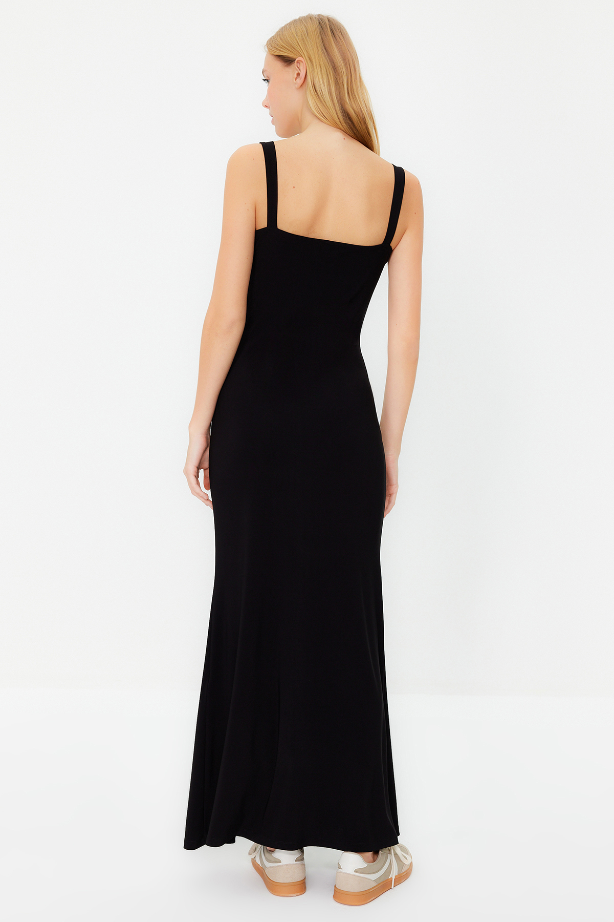 Trendyolmilla  Siyah Kalın Askılı Fitted/Vücuda Oturan Esnek Örme Maxi Kalem Elbise TWOSS24EL00137 - Görsel 6
