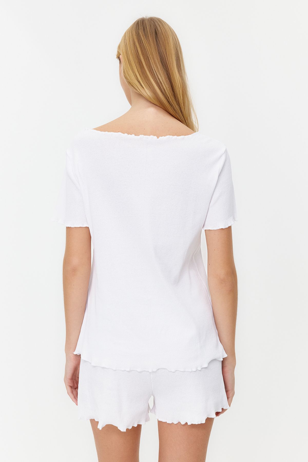 Trendyol Collection-Bílé manšestrové tričko-šortky Pletené pyžamo Set THMSS21PT0259 6