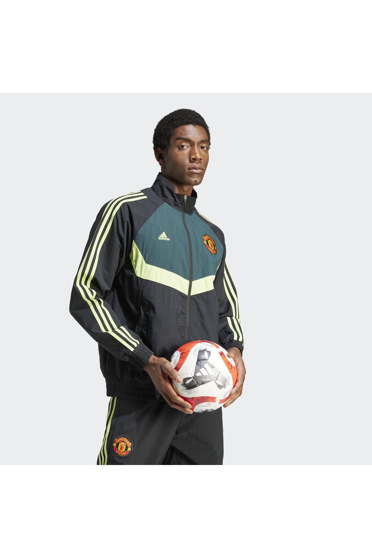 Man united track top sale