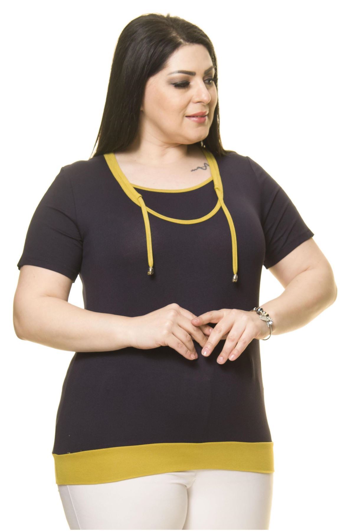 Moday Kadın Büyük Beden Lacivert Sırt Detaylı Bluz A7-3022