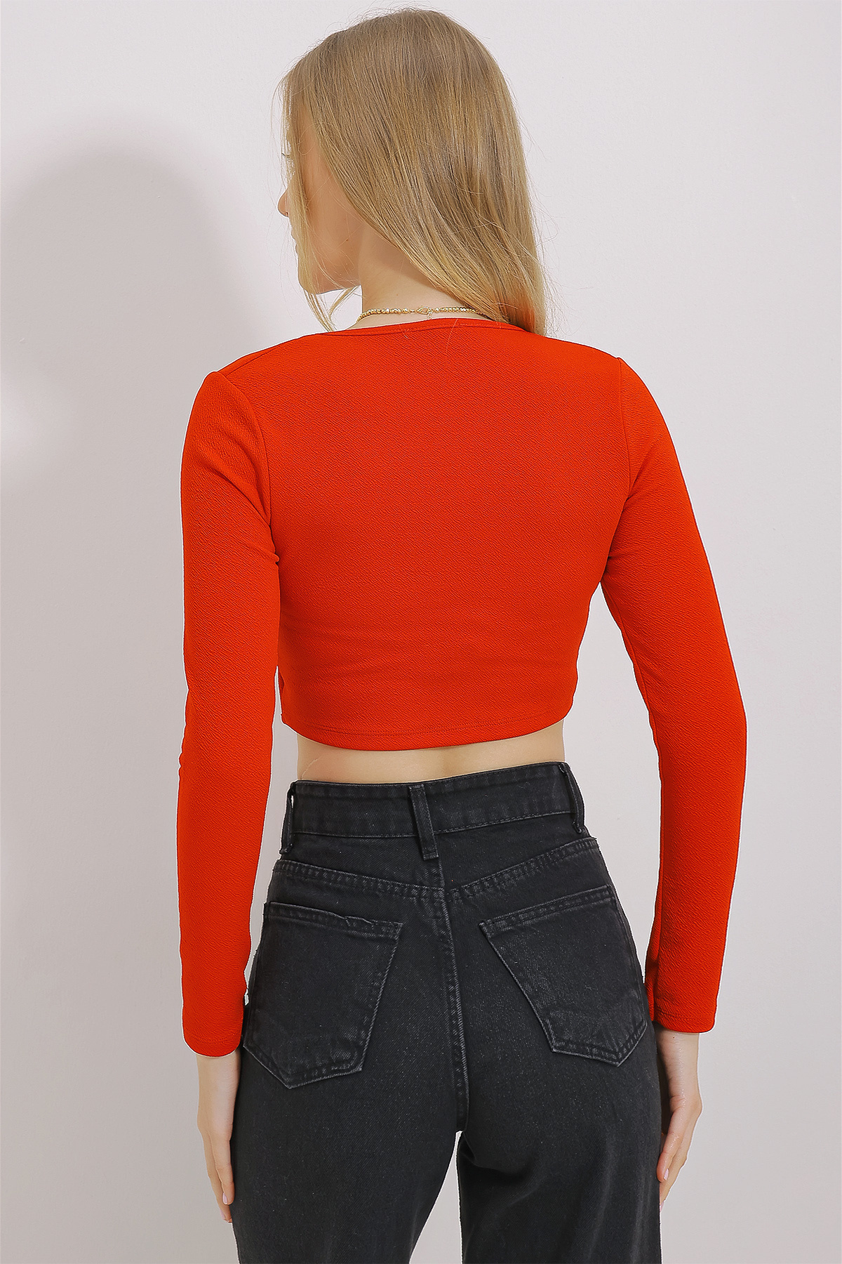 Trend Alaçatı Stili-Woman's Red Square Neck Front Stitched Crop Blouse ALC-X11437 4