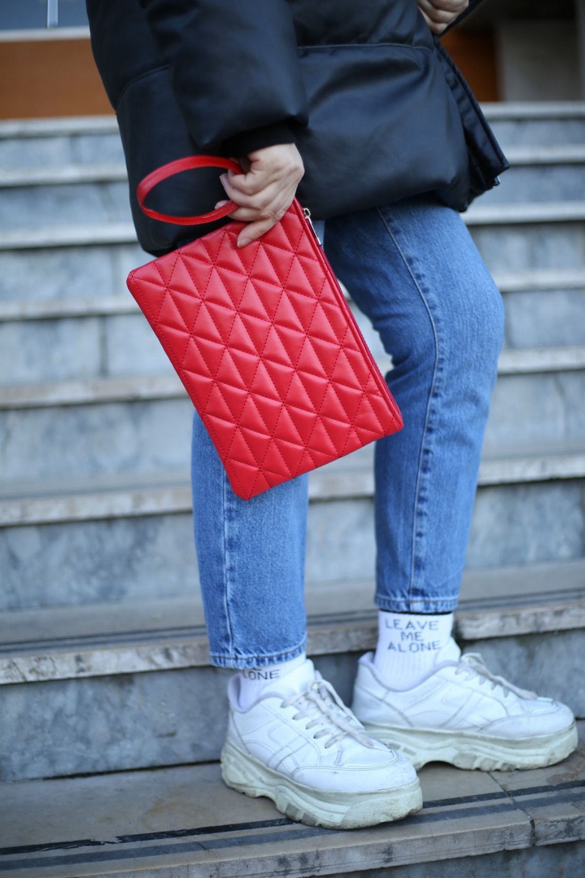complete the look image