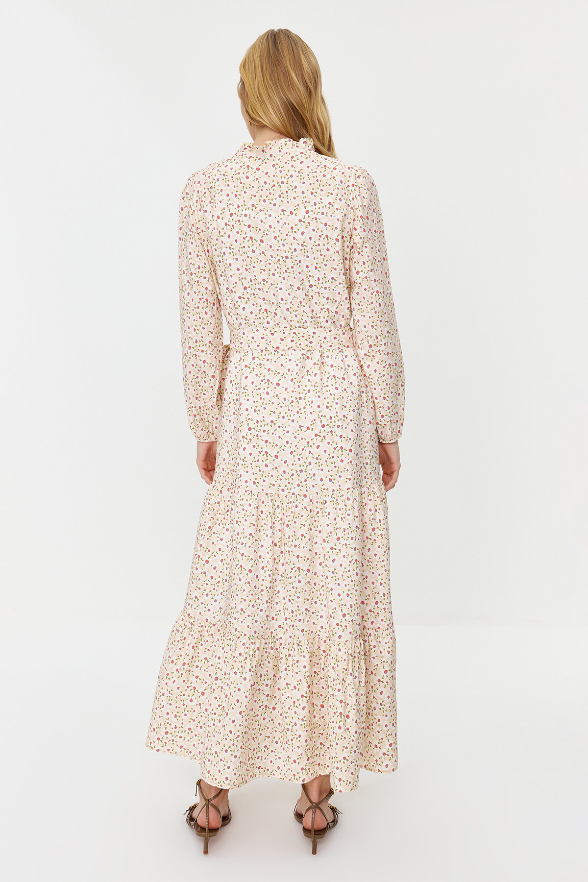 Trendyol Modest-Різнокольорове ткане плаття з квітковим візерунком на підкладці TCTSS23EB00294 зі спідницею з воланами з квітковим візерунком TCTSS23EB00294 6