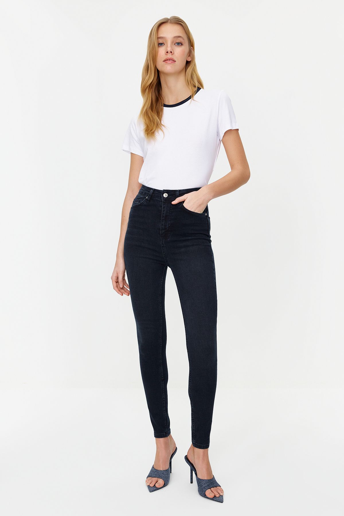 Shaping effect shop jeans