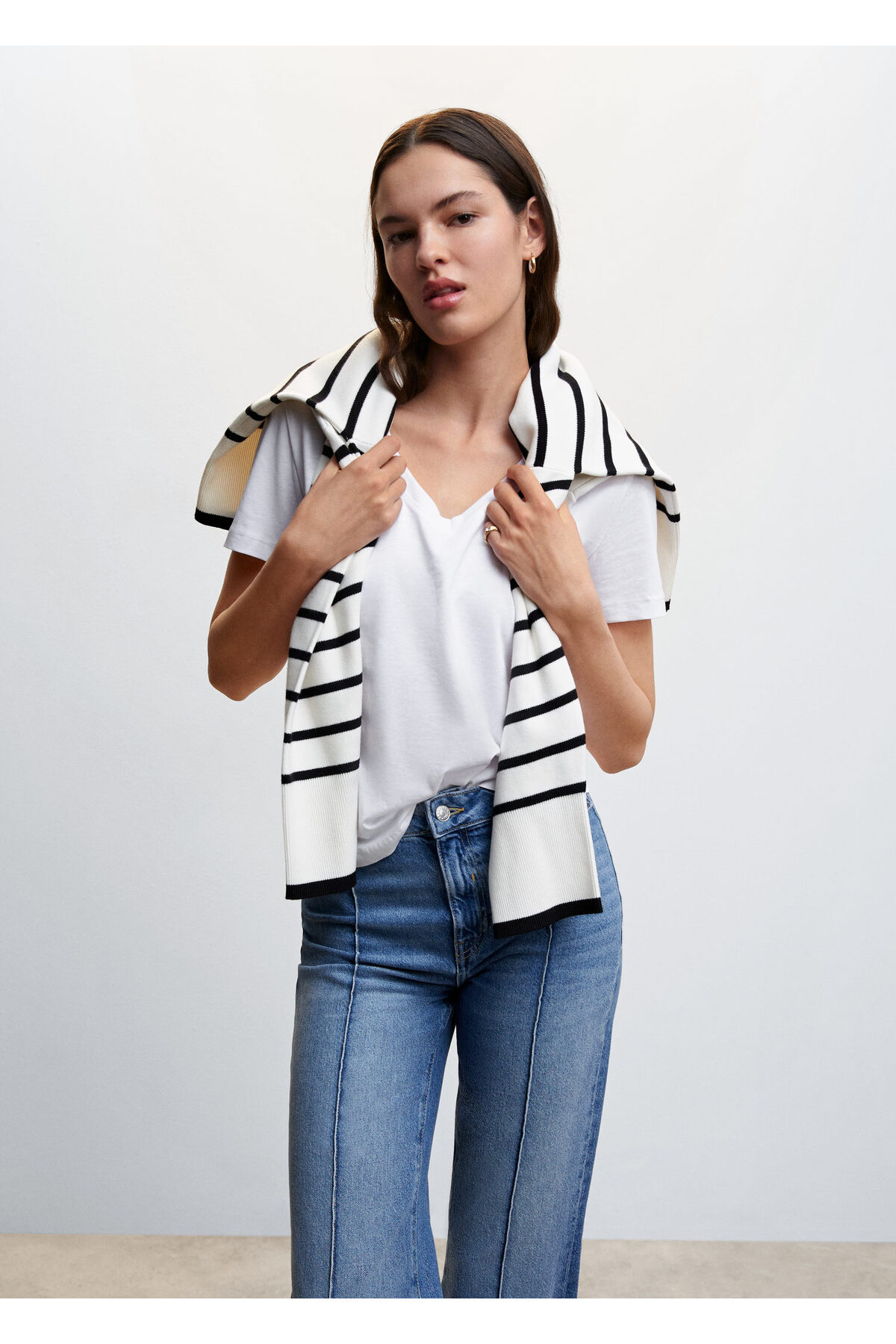 تیشرت مردانه سفید منگو | 37000007 اورجینال - تصویر 2