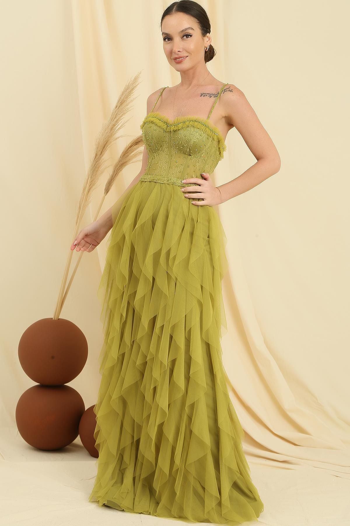 Green and yellow dress deals