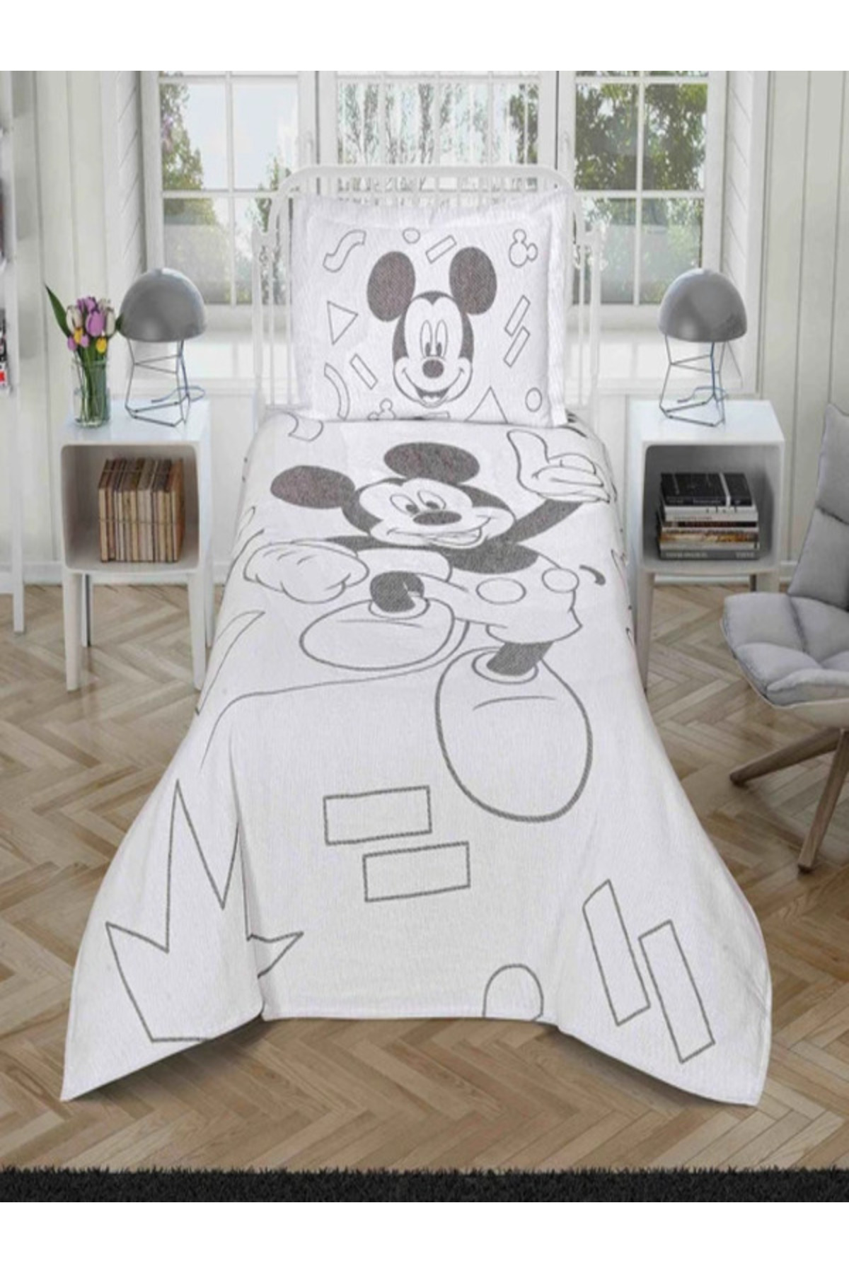 Lisanslı Taç Disney Mickey Enjoy Lisanslı Jakar Yatak Örtüsü