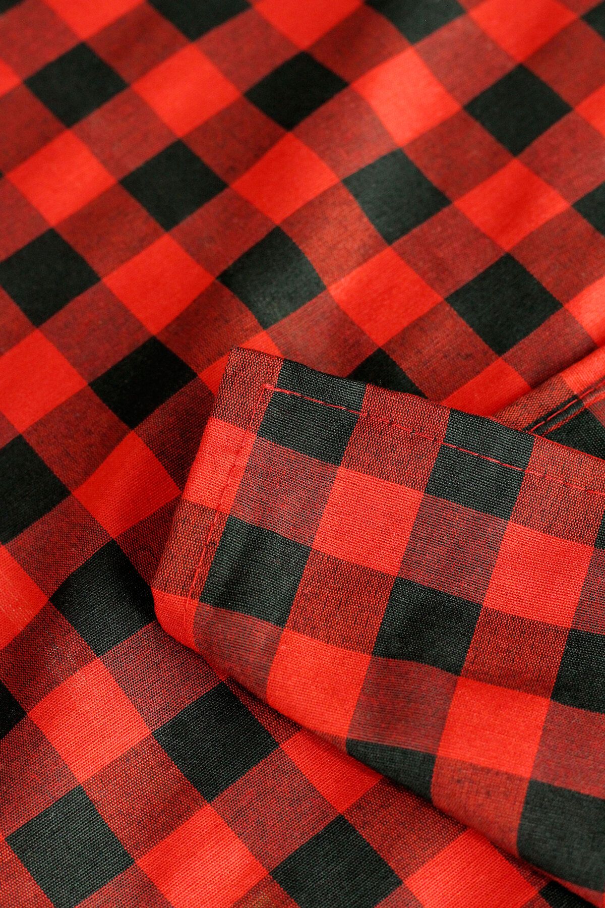 Soft Kare-160x170 Black-Red Large Plaid Checkered Picnic Mat with Size Options 5
