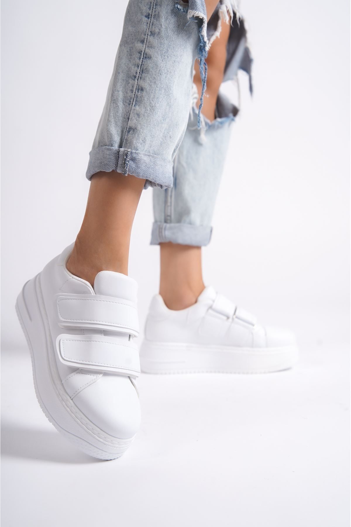 sefayol Bellamy White Matte Leather Velcro Women s Sports Shoes