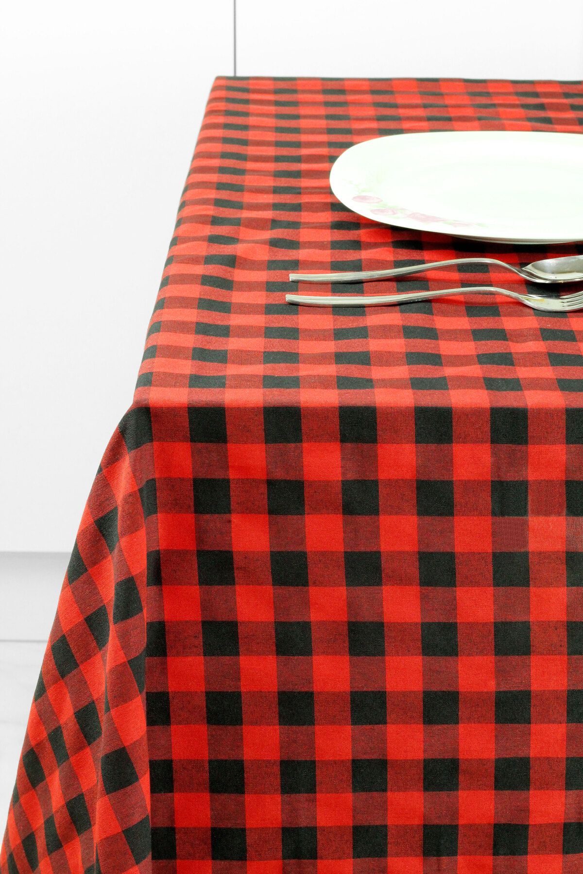 Soft Kare-160x170 Black-Red Large Plaid Checkered Picnic Mat with Size Options 2