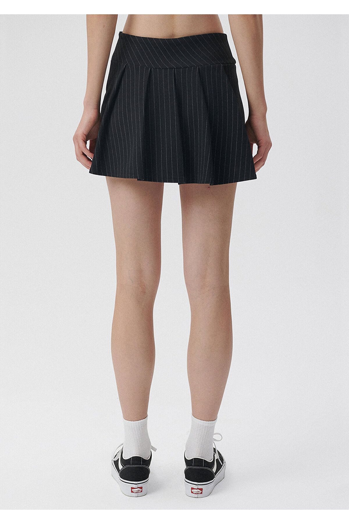 Mavi-Pleated Black Short Skirt 1310340-900 3