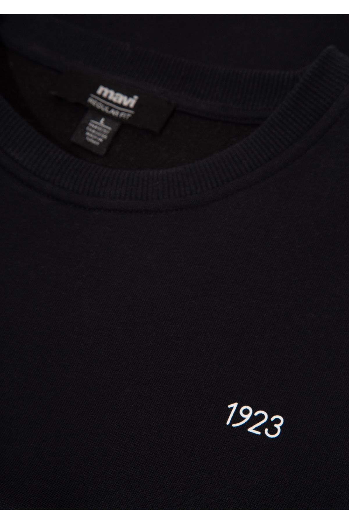 Mavi پیراهن سیاه با الفبای چاپ شده 0S10068-900