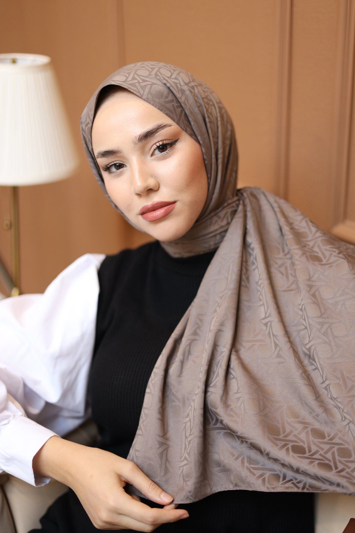 Silk Home-Jacquard Deluxe Shawl - Mink 4