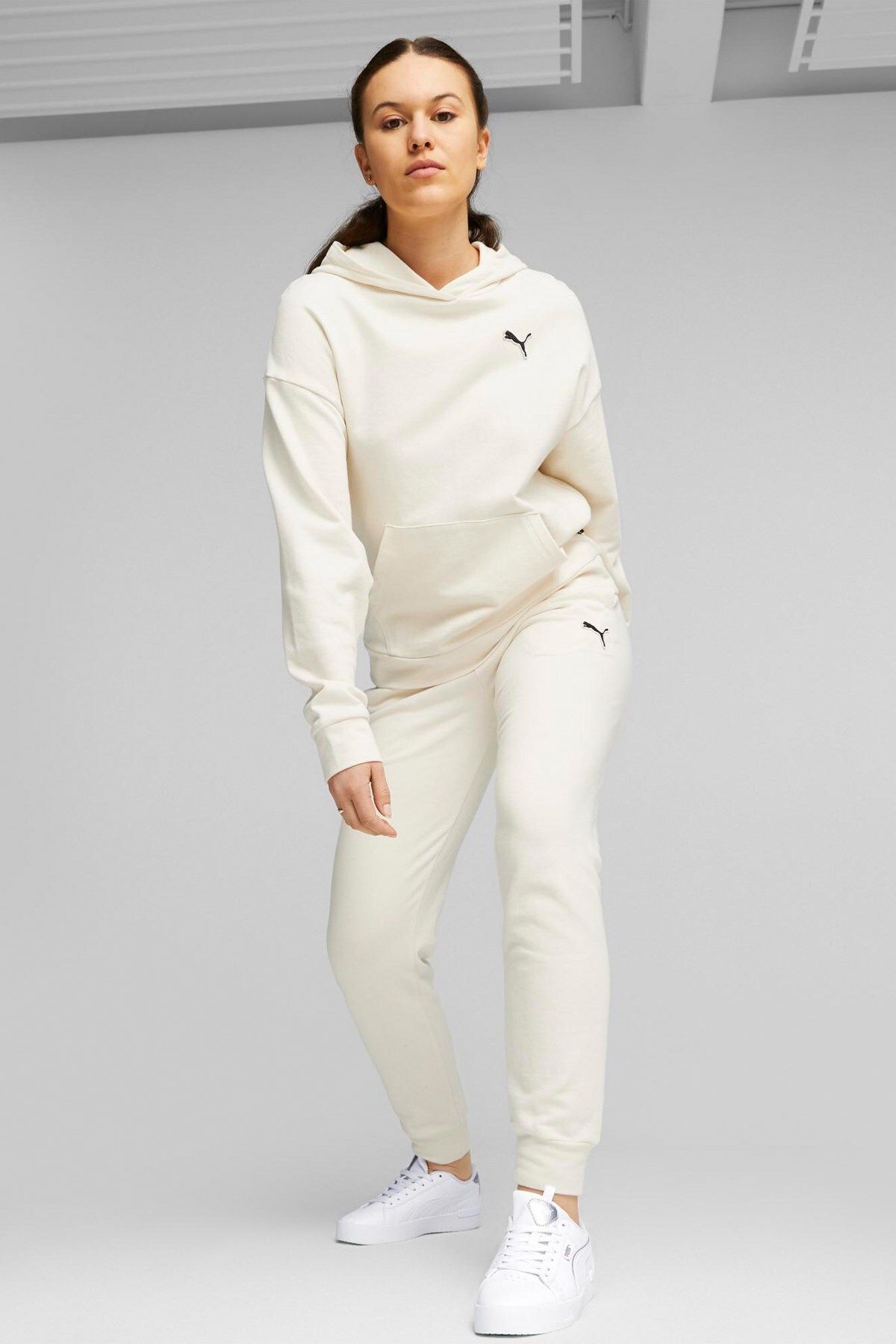Women's puma jogger set 2025