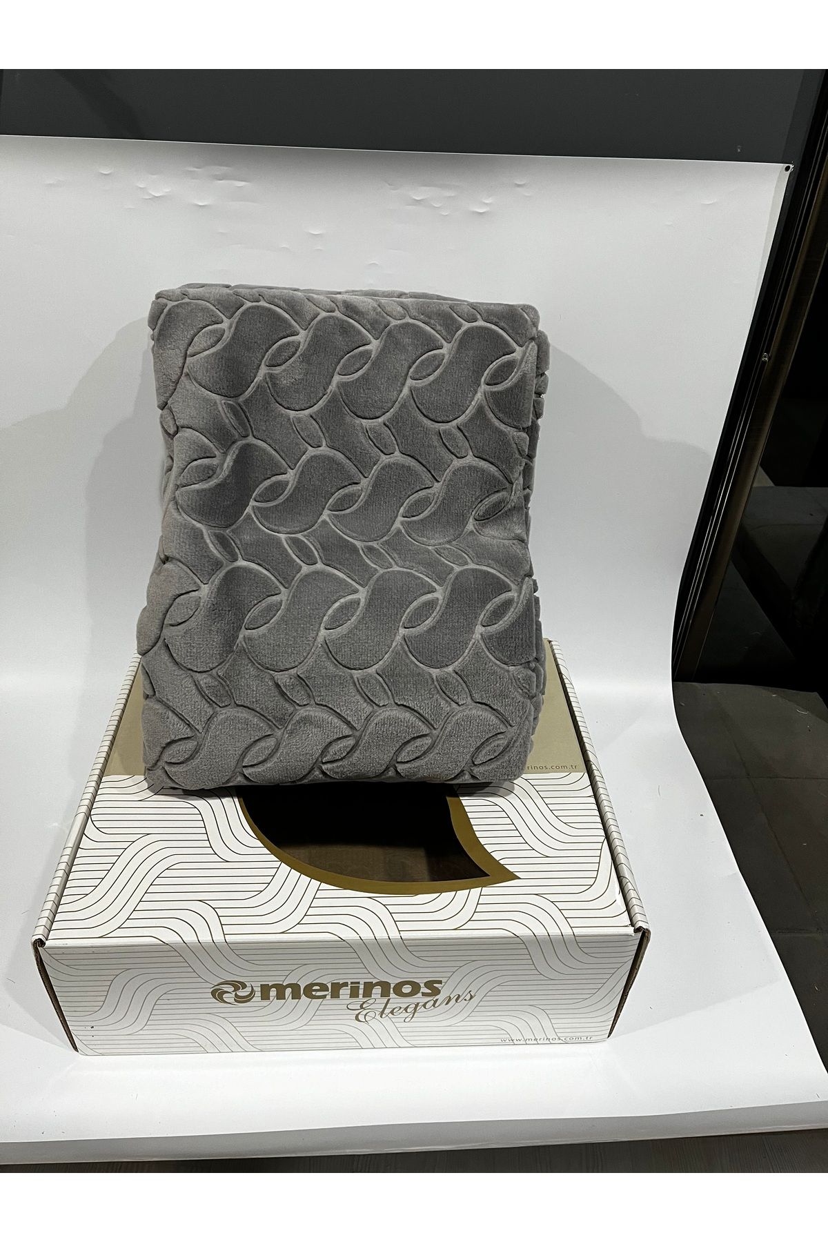 Merinos-Elegance Single Blanket 1