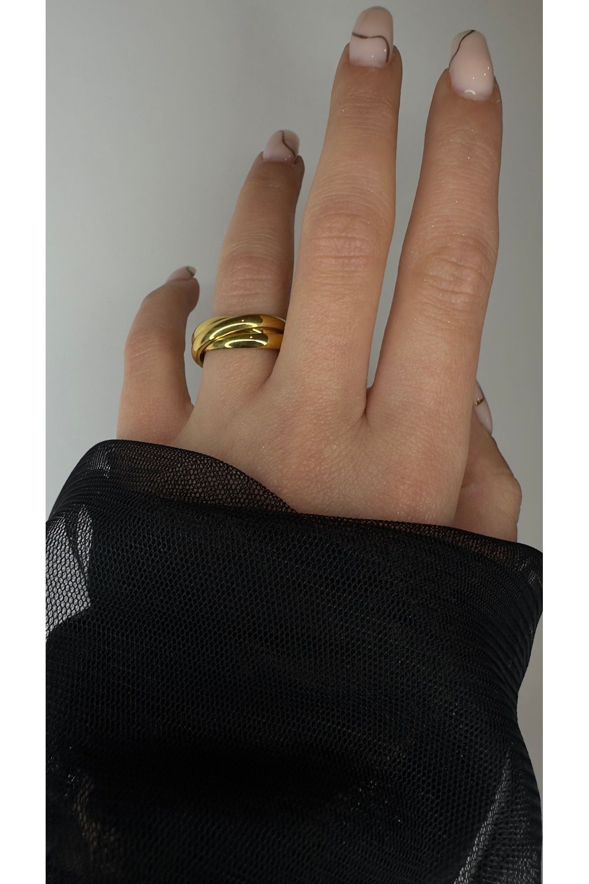 Cartier trinity deals ring on hand