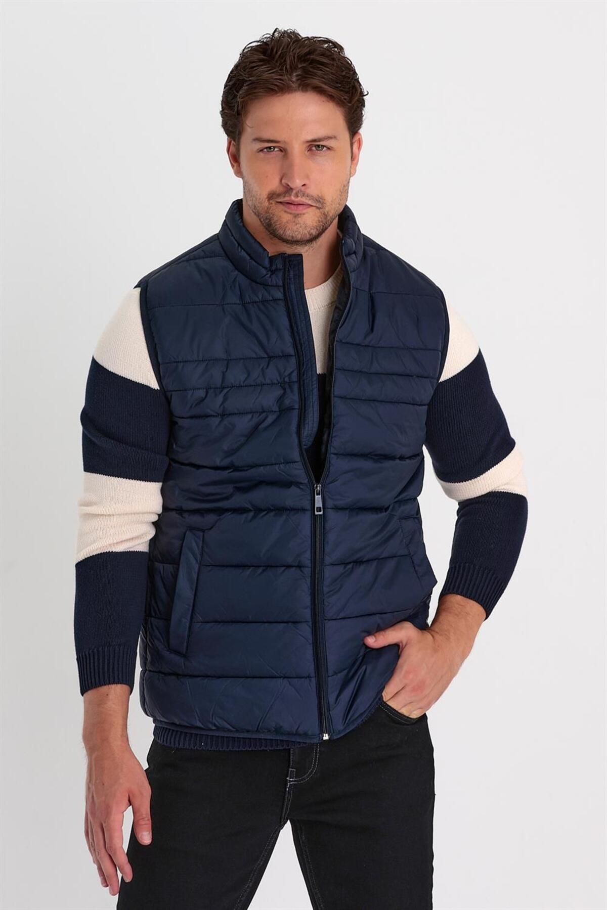Dark blue puffer vest on sale