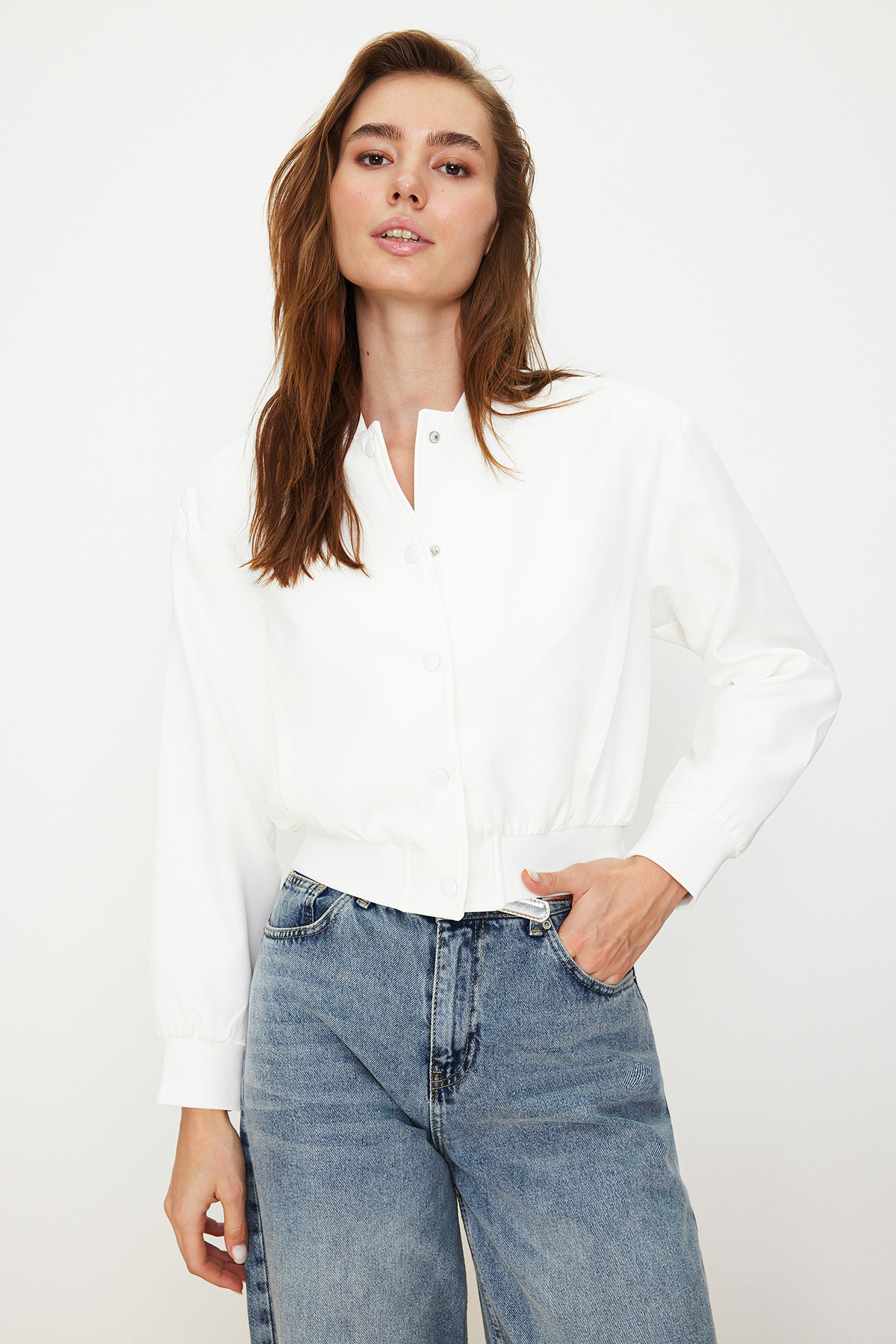  TRENDYOLM?LLA Ekru Crop ?nce Bomber Mont