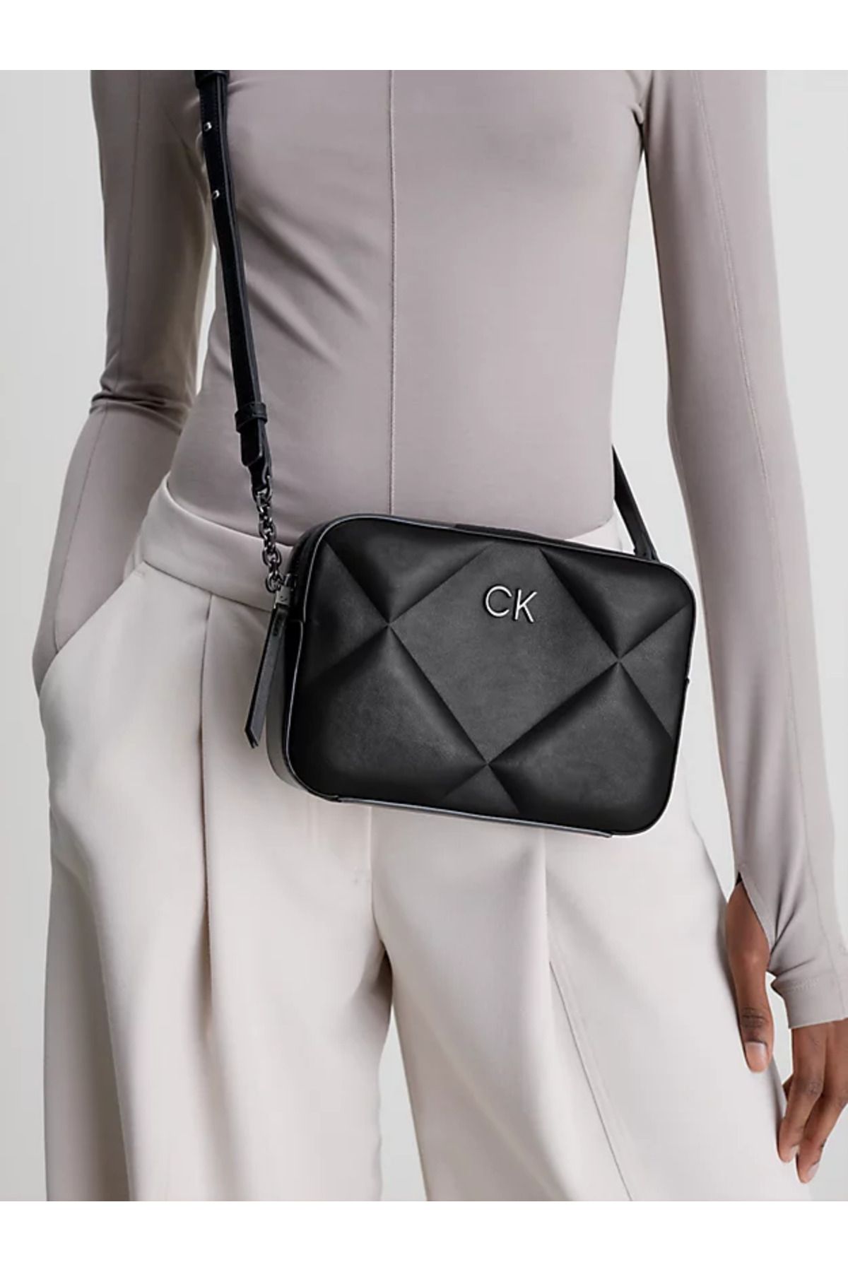 Calvin klein discount messenger bag women's